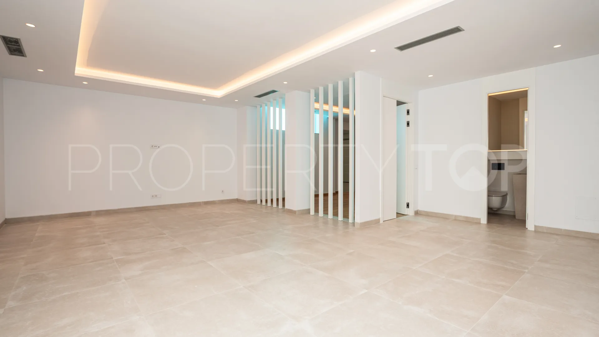 5 bedrooms villa in La Fuente for sale
