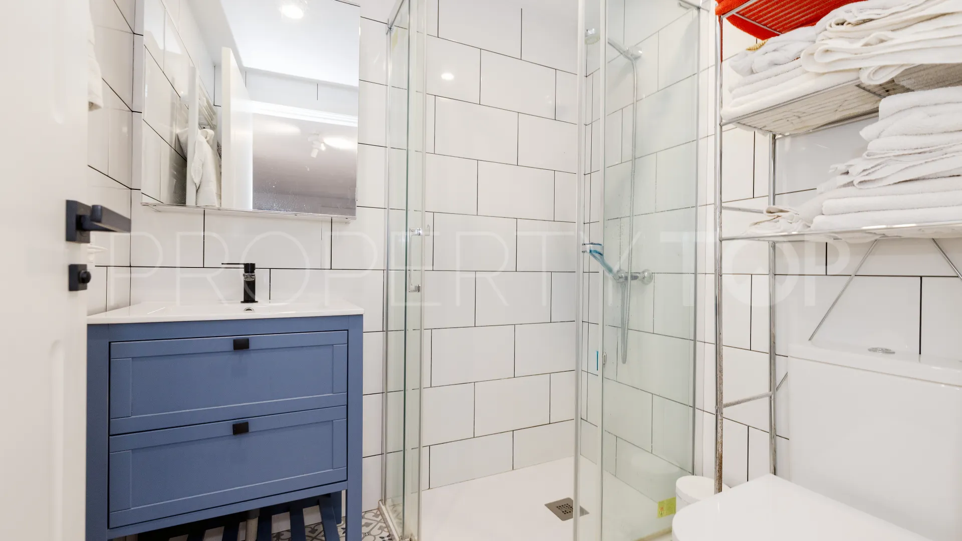 Apartamento con 4 dormitorios en venta en Marbella Centro