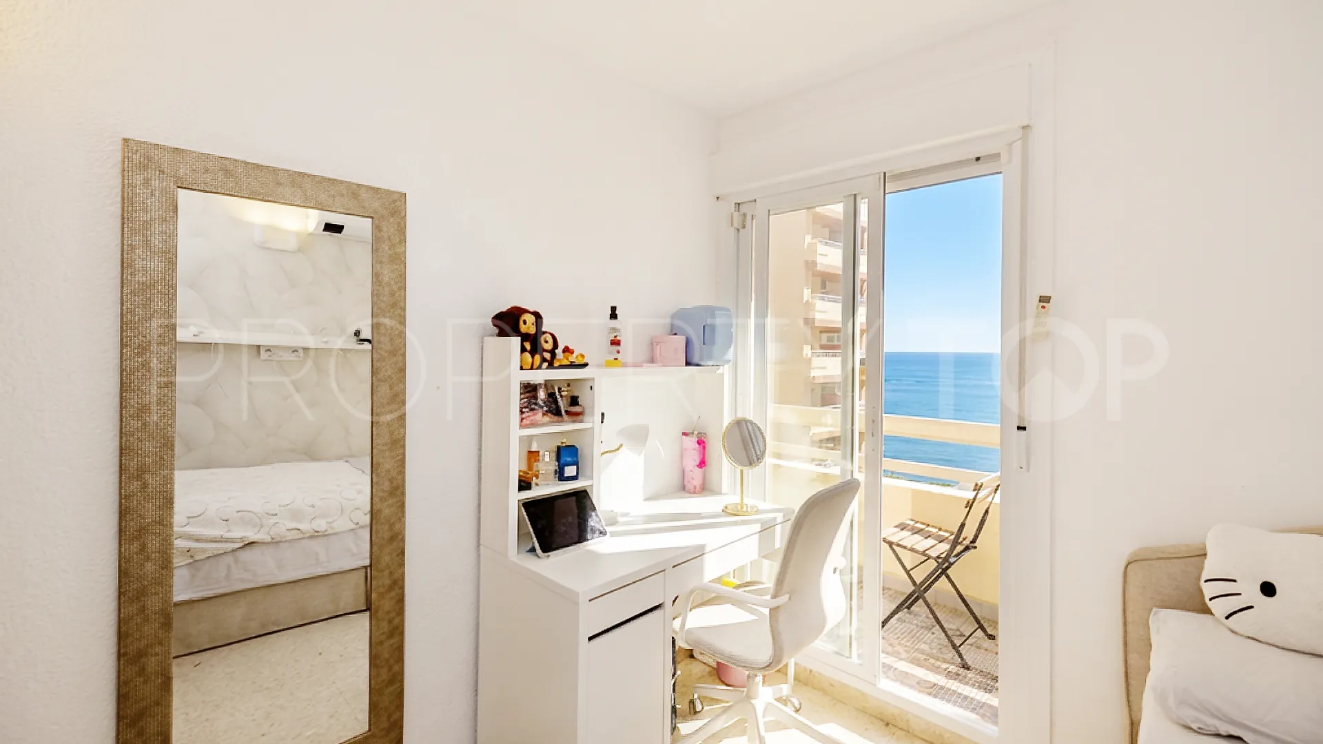 Apartamento con 4 dormitorios en venta en Marbella Centro