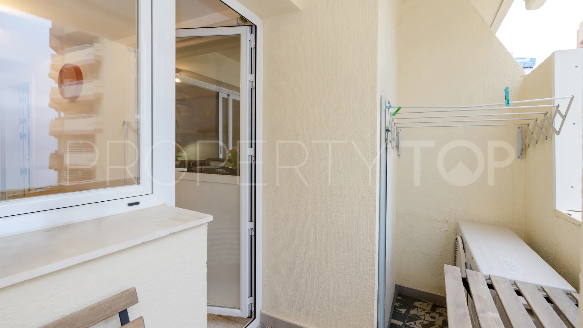Apartamento con 4 dormitorios en venta en Marbella Centro