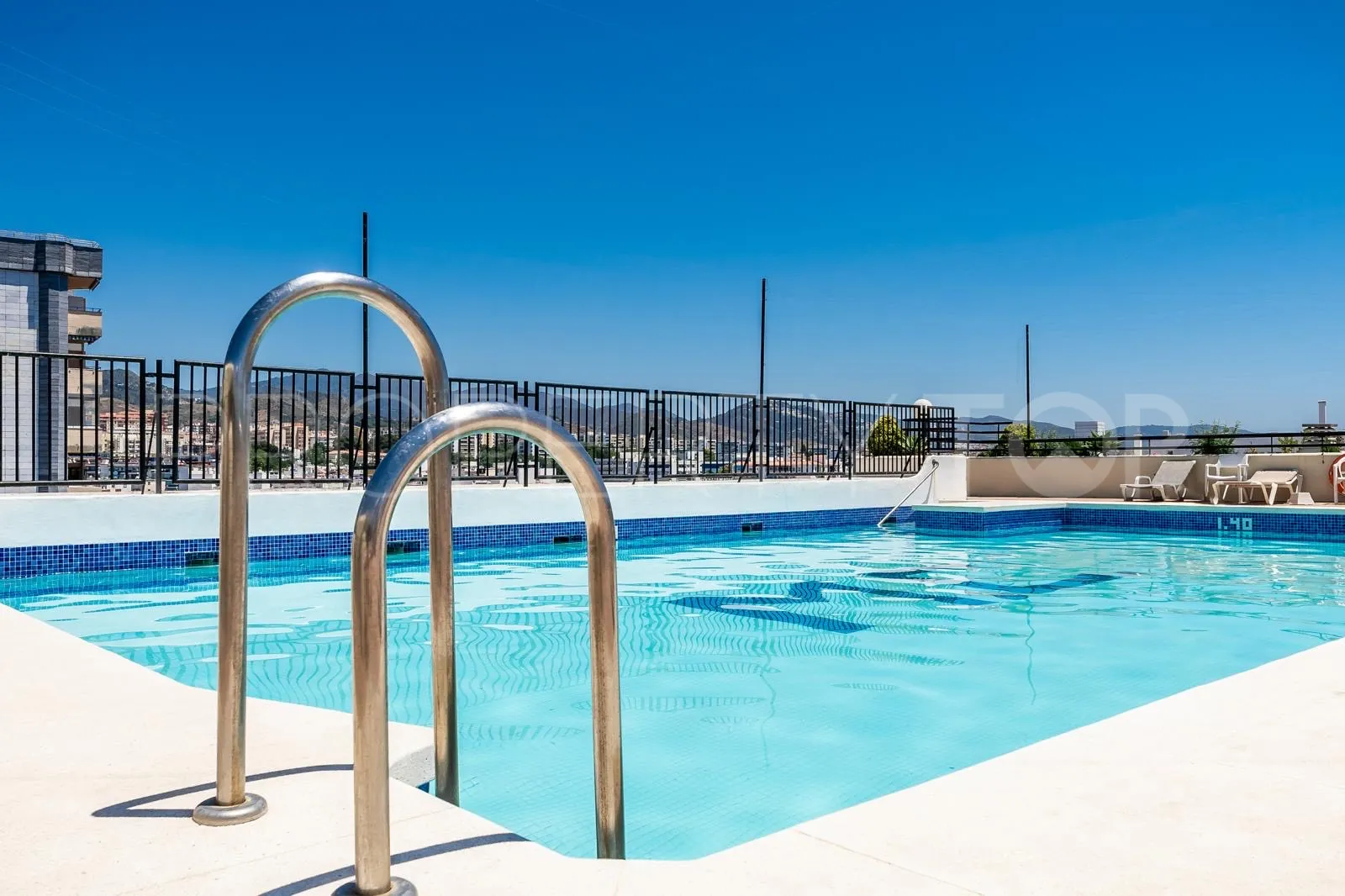 Apartamento con 4 dormitorios en venta en Marbella Centro