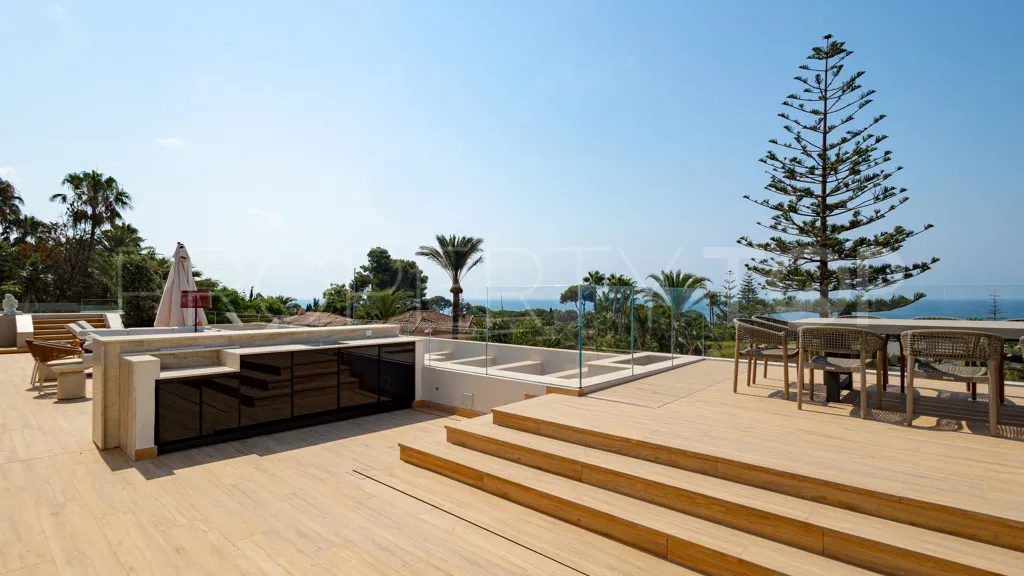 Se vende villa en Los Monteros