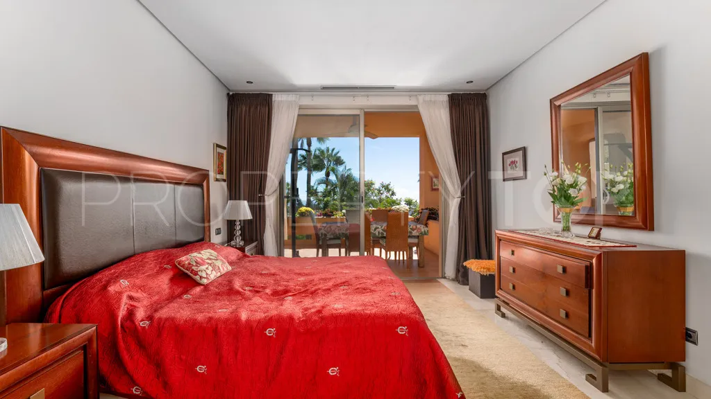 Apartamento a la venta con 3 dormitorios en Mansion Club