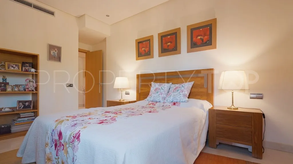 Apartamento a la venta con 3 dormitorios en Mansion Club