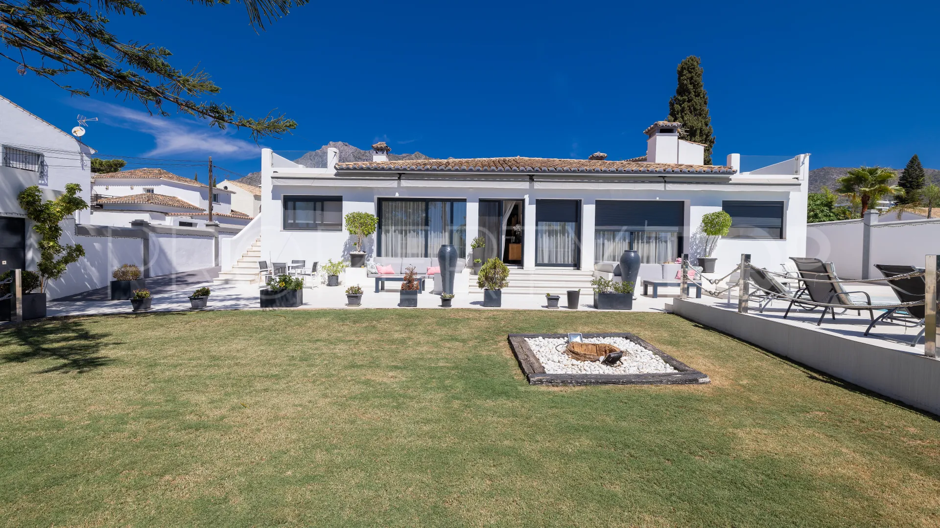 Villa en venta con 5 dormitorios en El Mirador