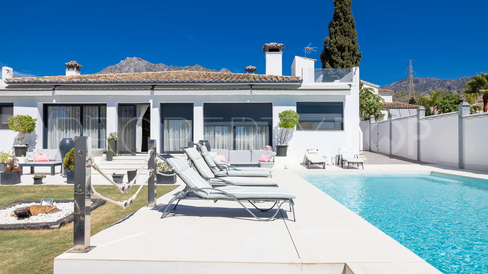 Villa en venta con 5 dormitorios en El Mirador