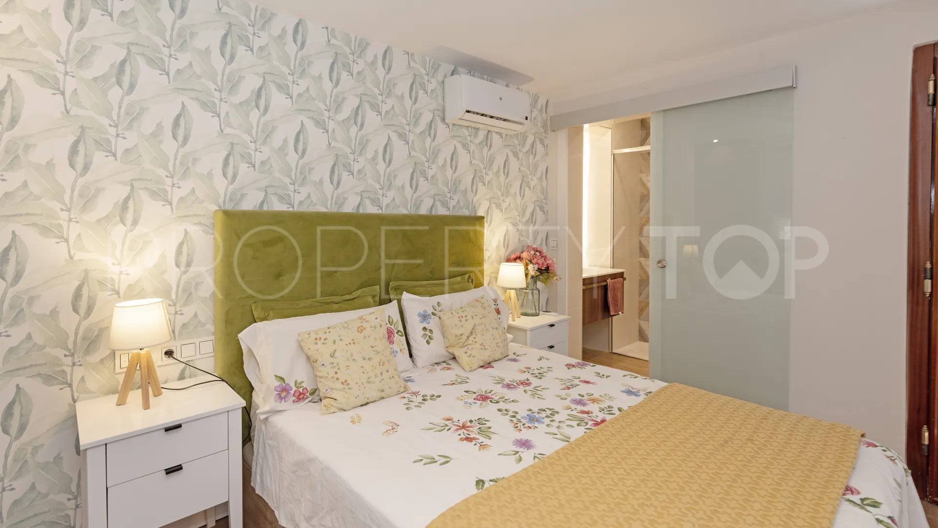 Villa en venta con 5 dormitorios en El Mirador