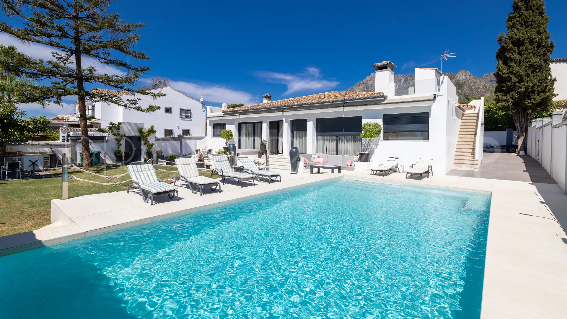 Villa en venta con 5 dormitorios en El Mirador