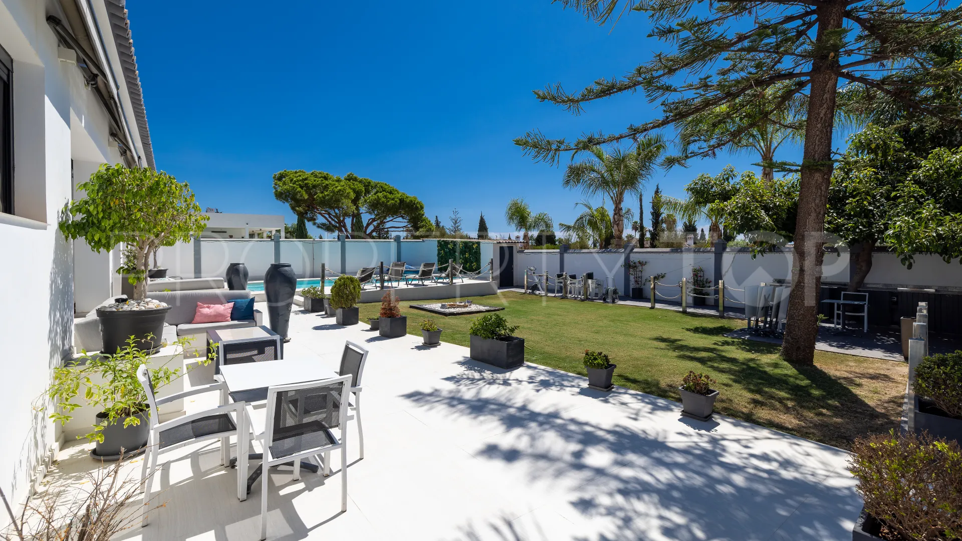 Villa en venta con 5 dormitorios en El Mirador