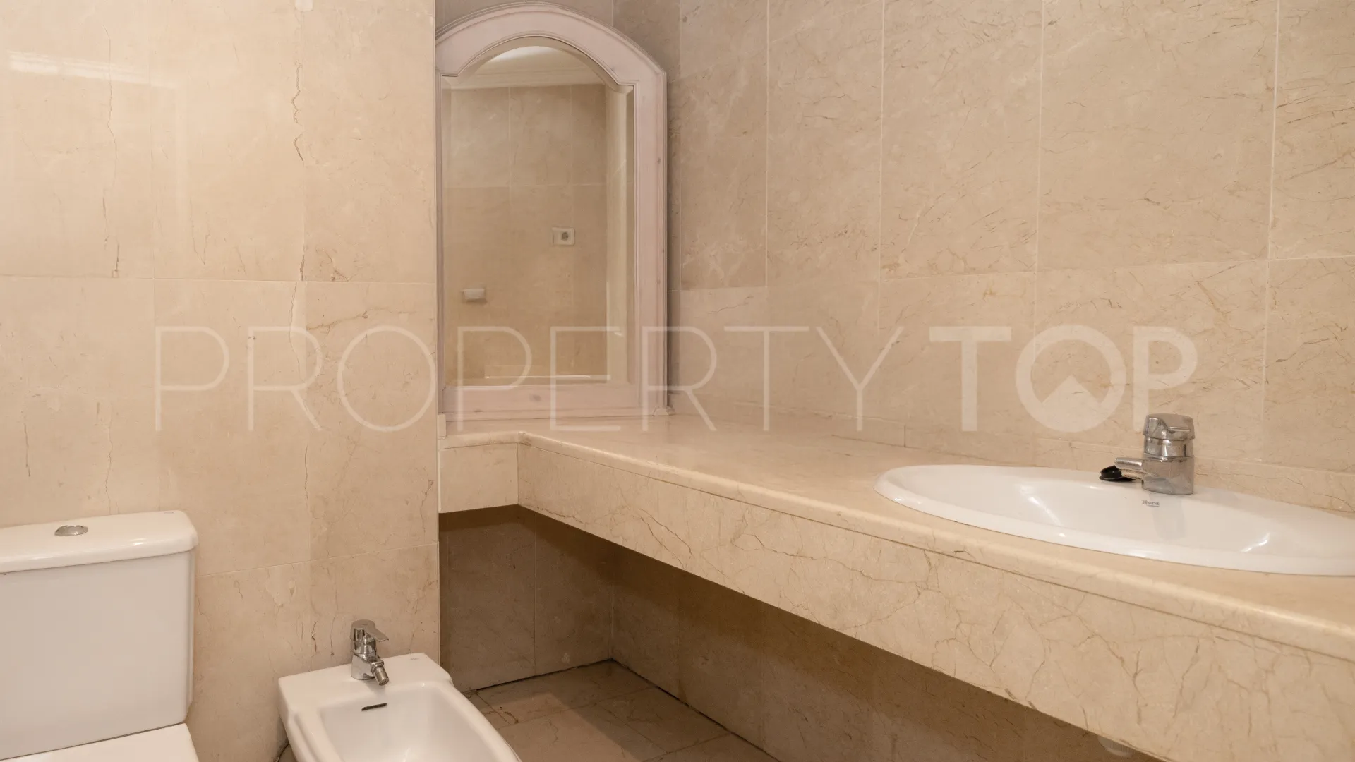 Buy Los Pinos de Nagüeles 3 bedrooms apartment
