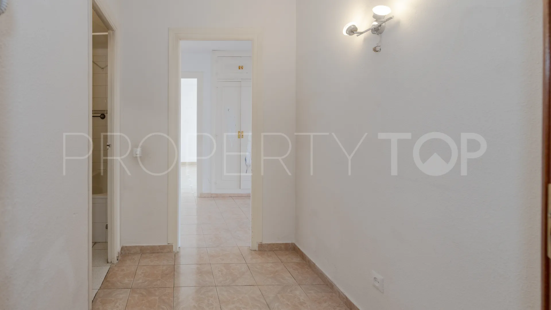 2 bedrooms apartment in Marbella Centro for sale