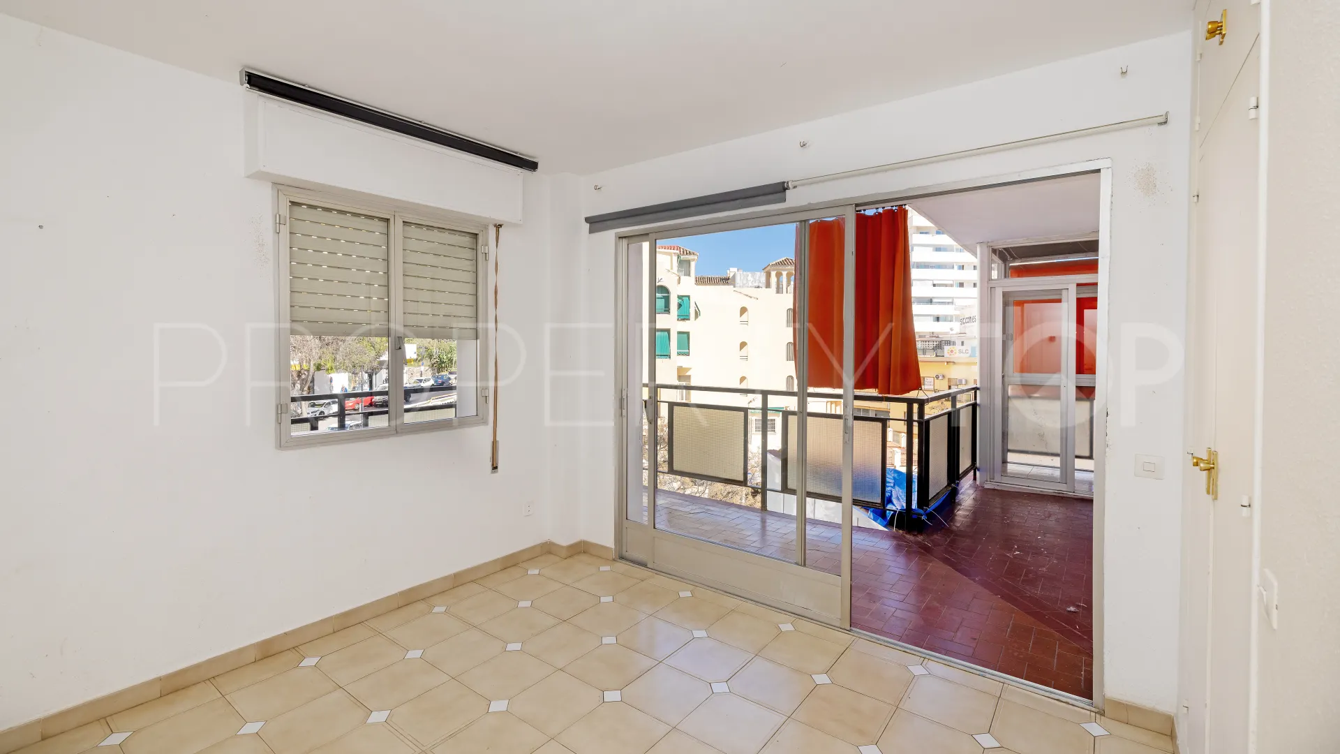 2 bedrooms apartment in Marbella Centro for sale