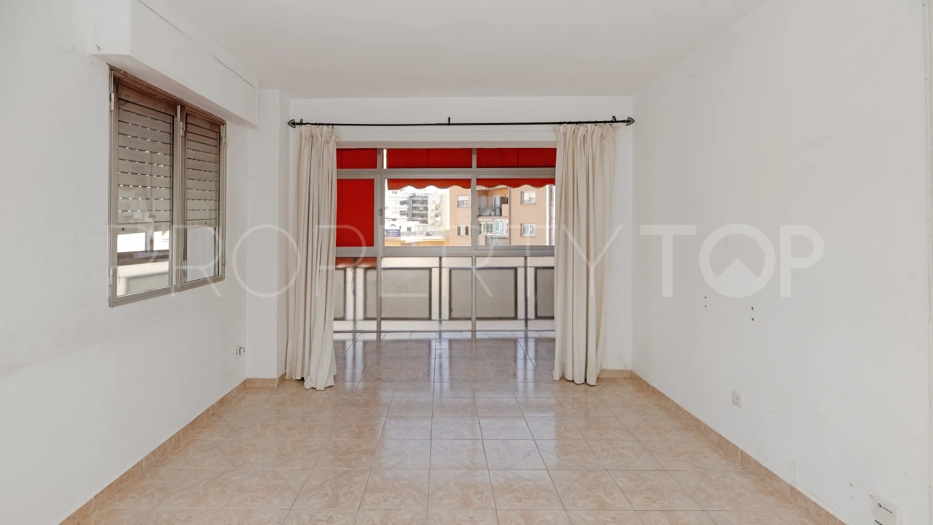 2 bedrooms apartment in Marbella Centro for sale