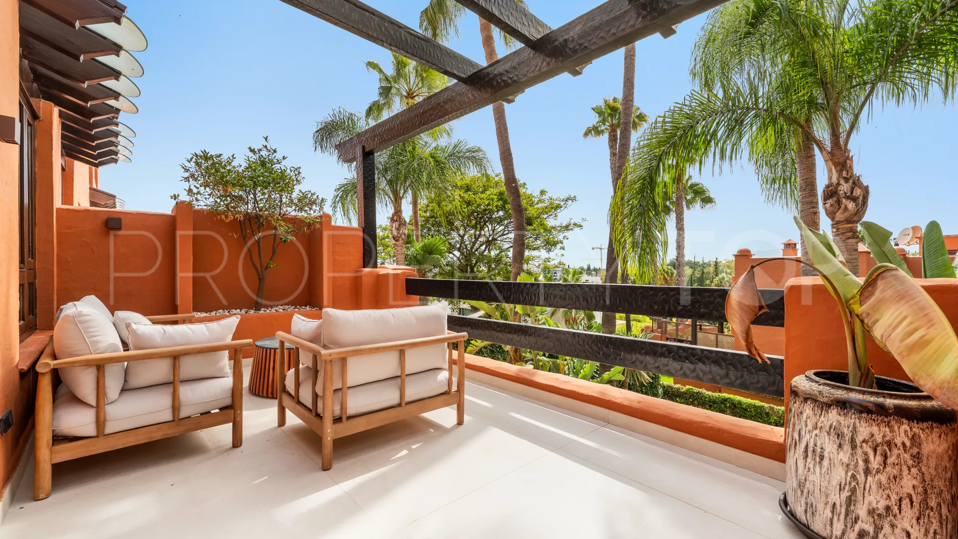 Se vende adosado de 4 dormitorios en Marbella Club