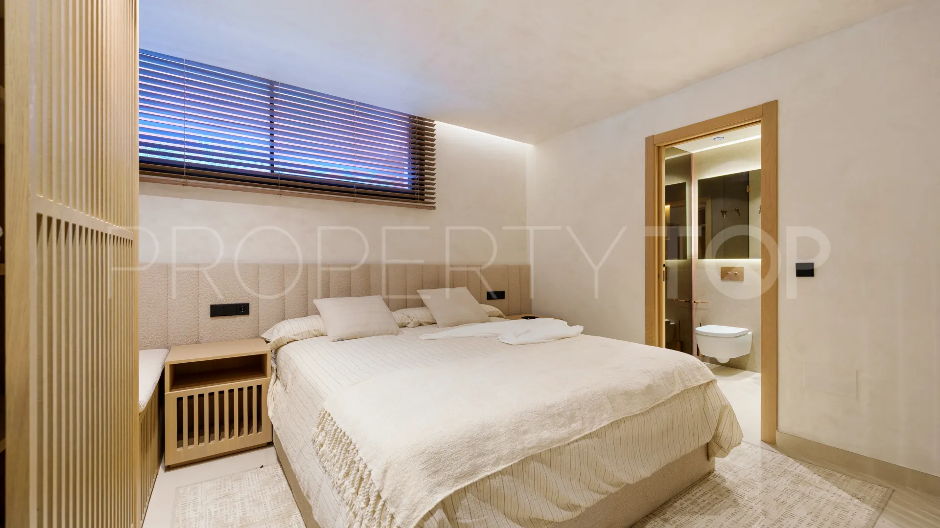 Se vende adosado de 4 dormitorios en Marbella Club