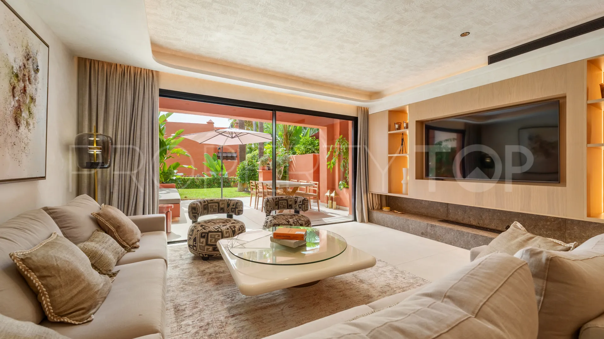 Se vende adosado de 4 dormitorios en Marbella Club