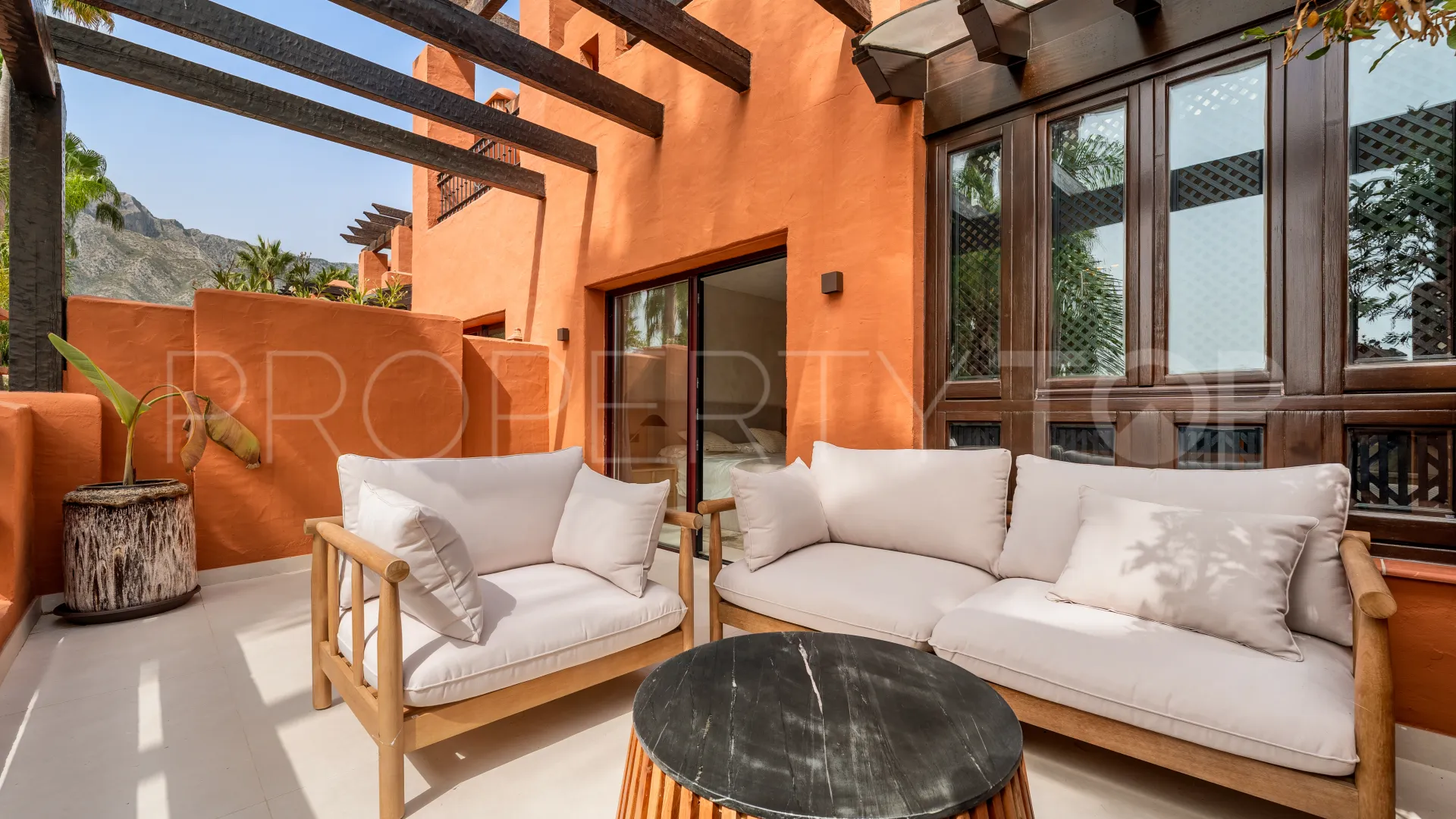 Se vende adosado de 4 dormitorios en Marbella Club