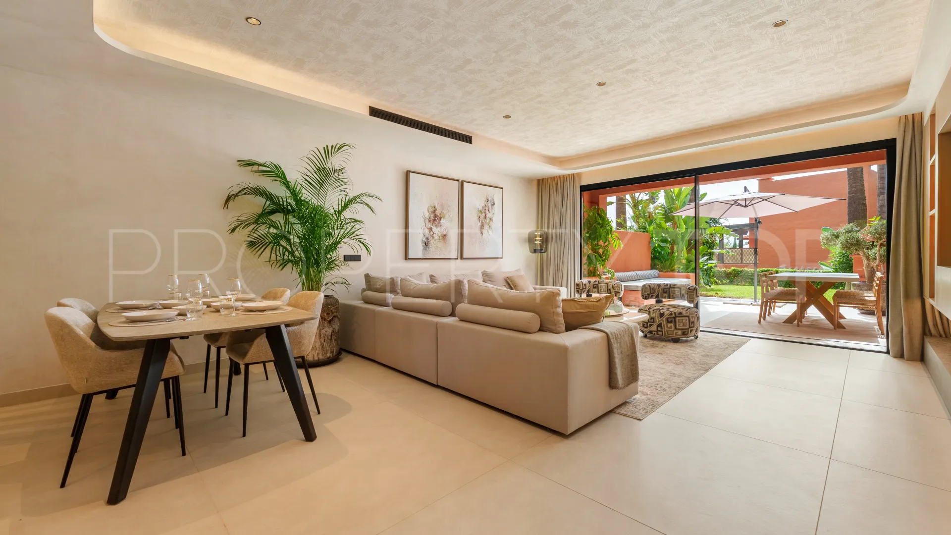 Se vende adosado de 4 dormitorios en Marbella Club