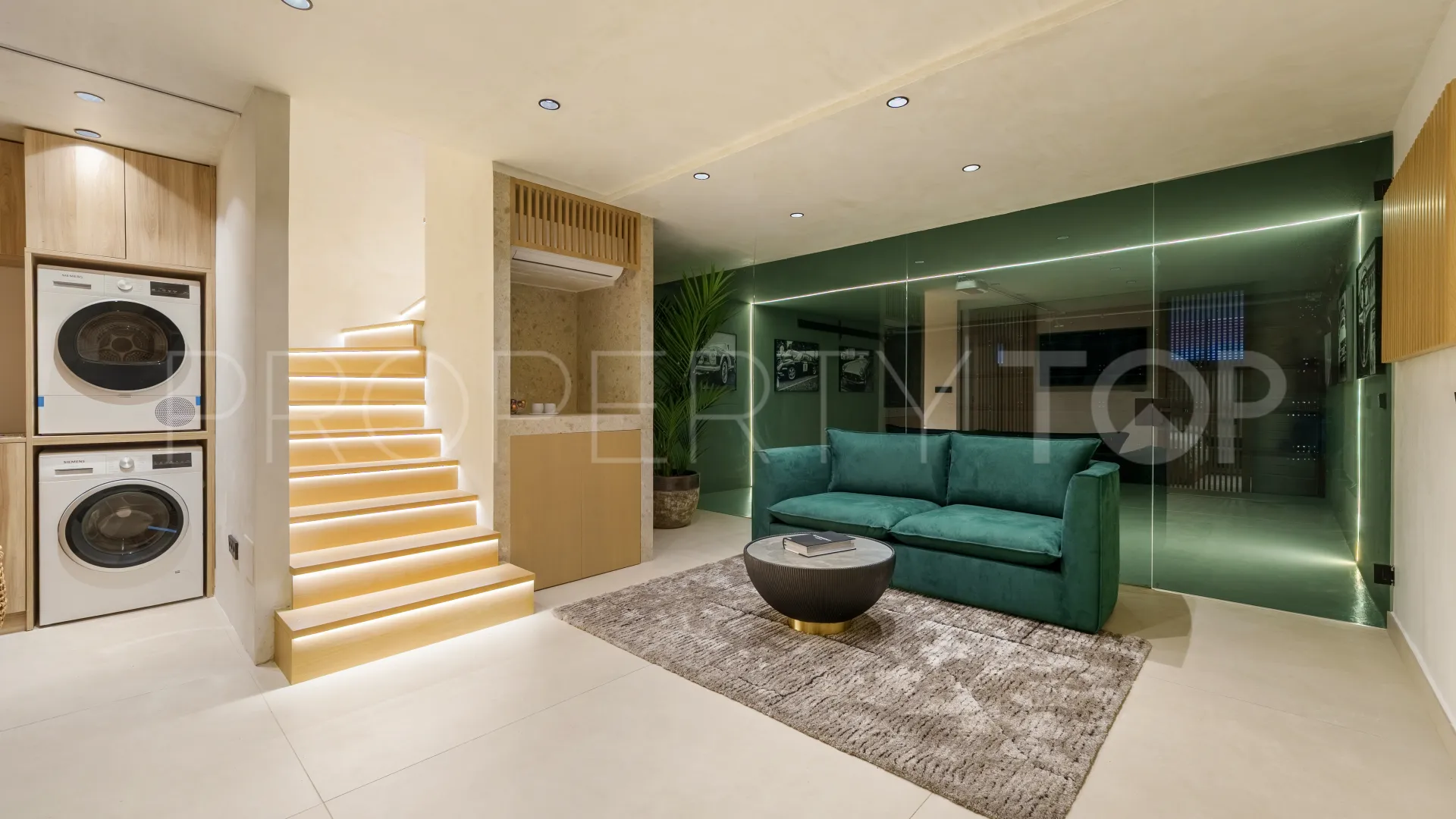 Se vende adosado de 4 dormitorios en Marbella Club