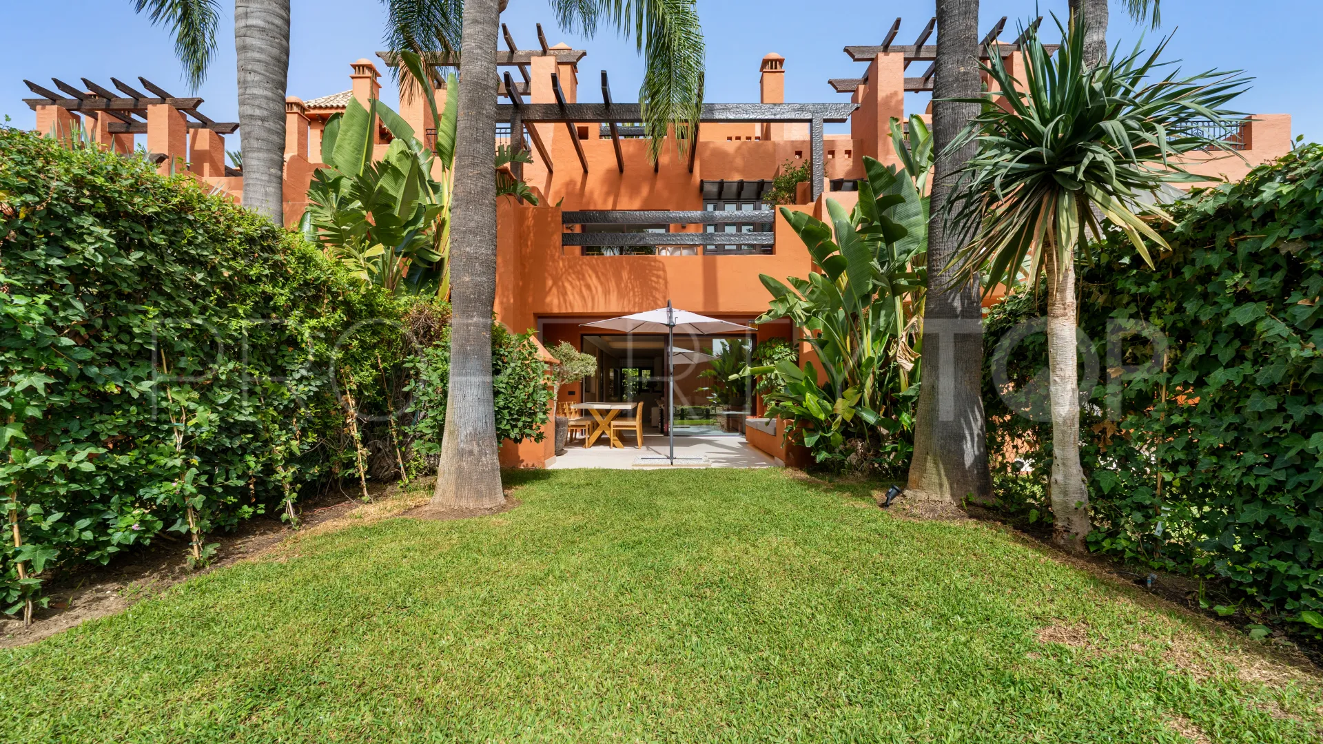 Se vende adosado de 4 dormitorios en Marbella Club