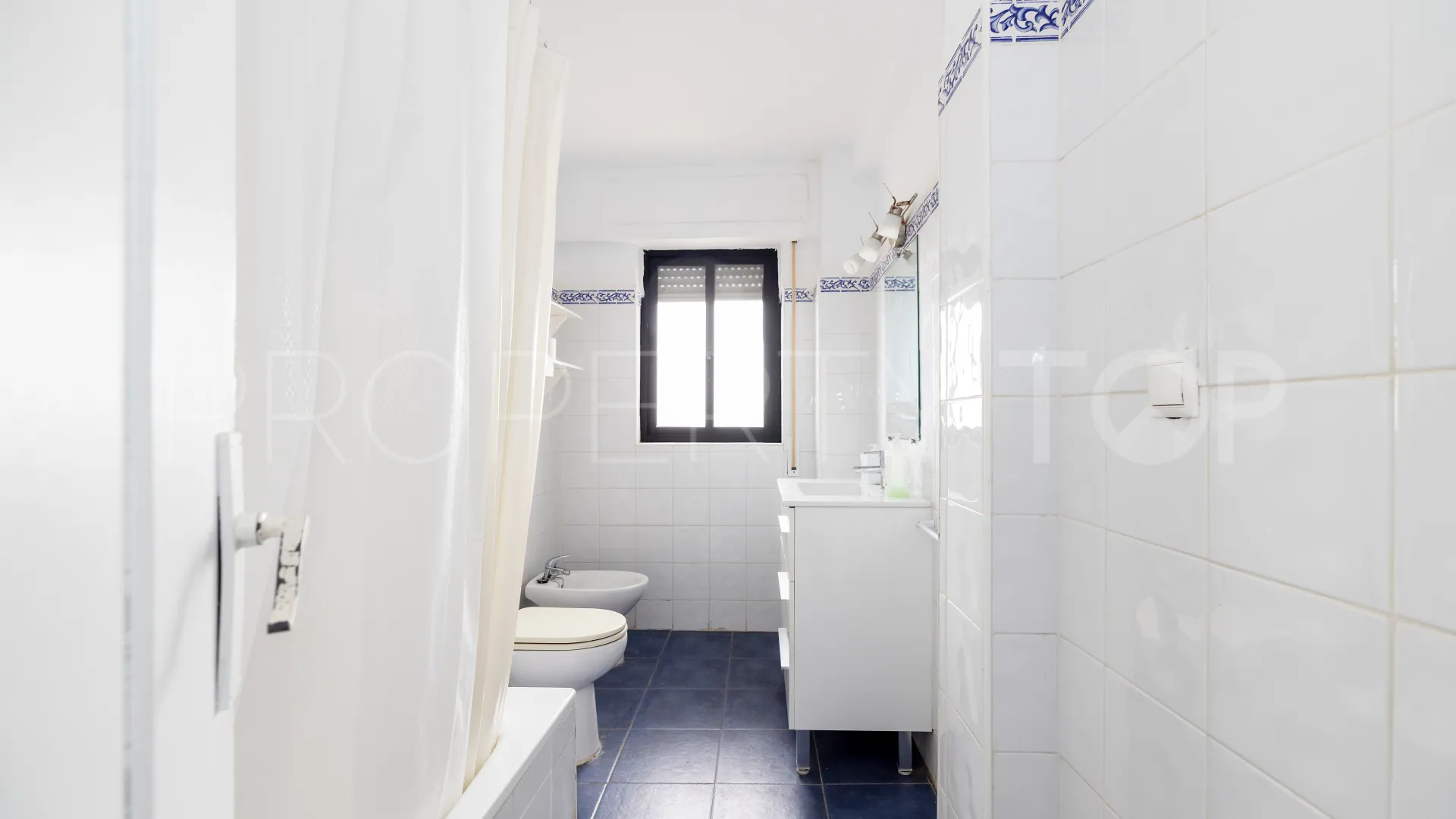 Butiplaya, pareado en venta con 4 dormitorios
