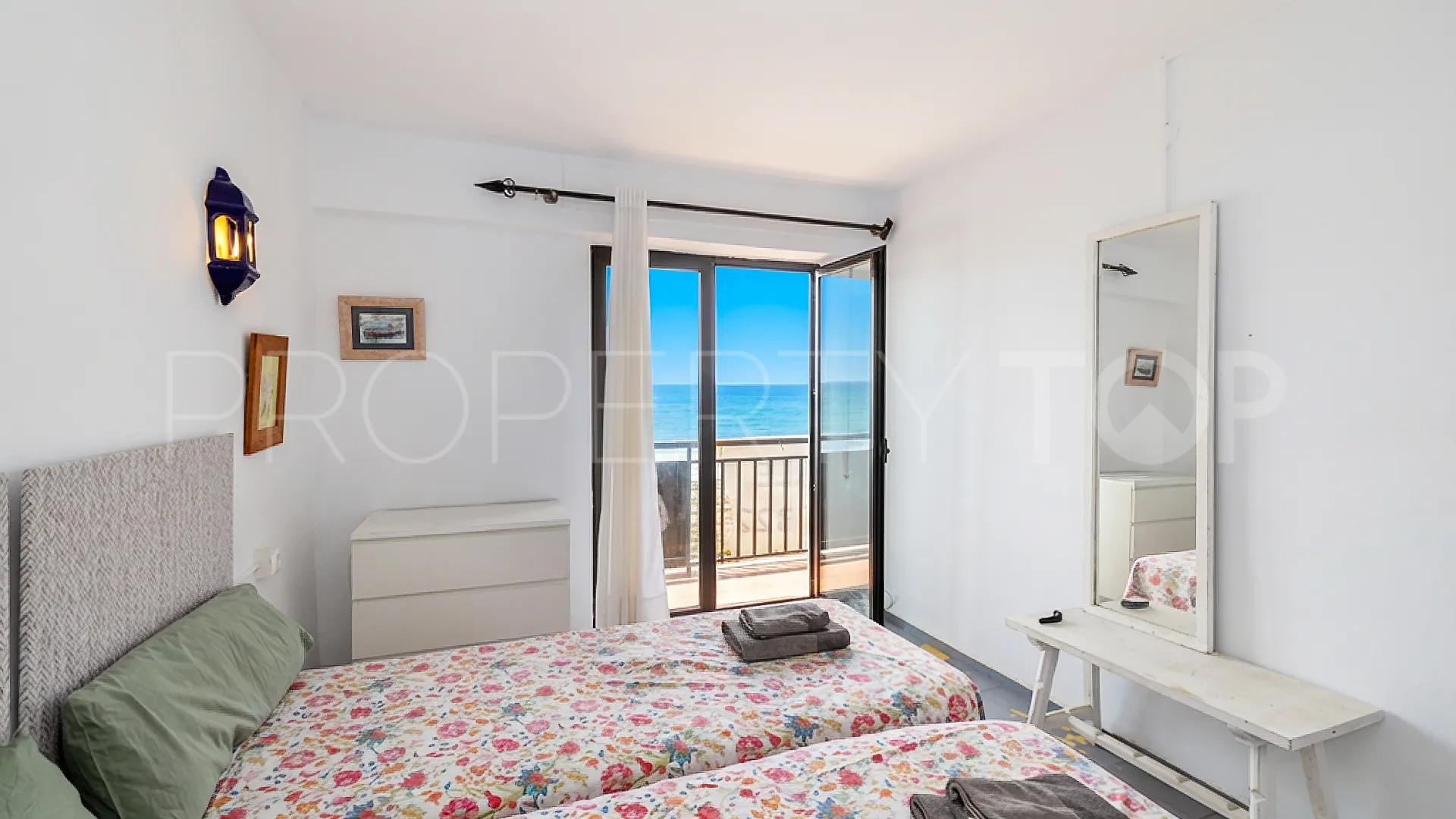 Butiplaya, pareado en venta con 4 dormitorios