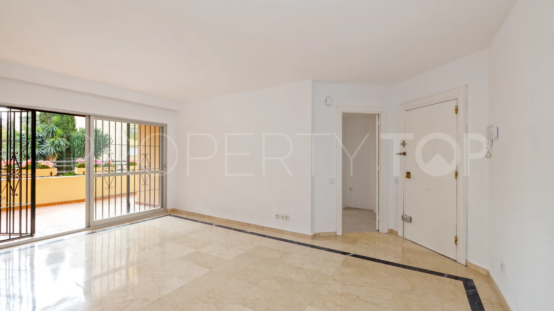 Apartamento en venta con 4 dormitorios en Marbella Ciudad