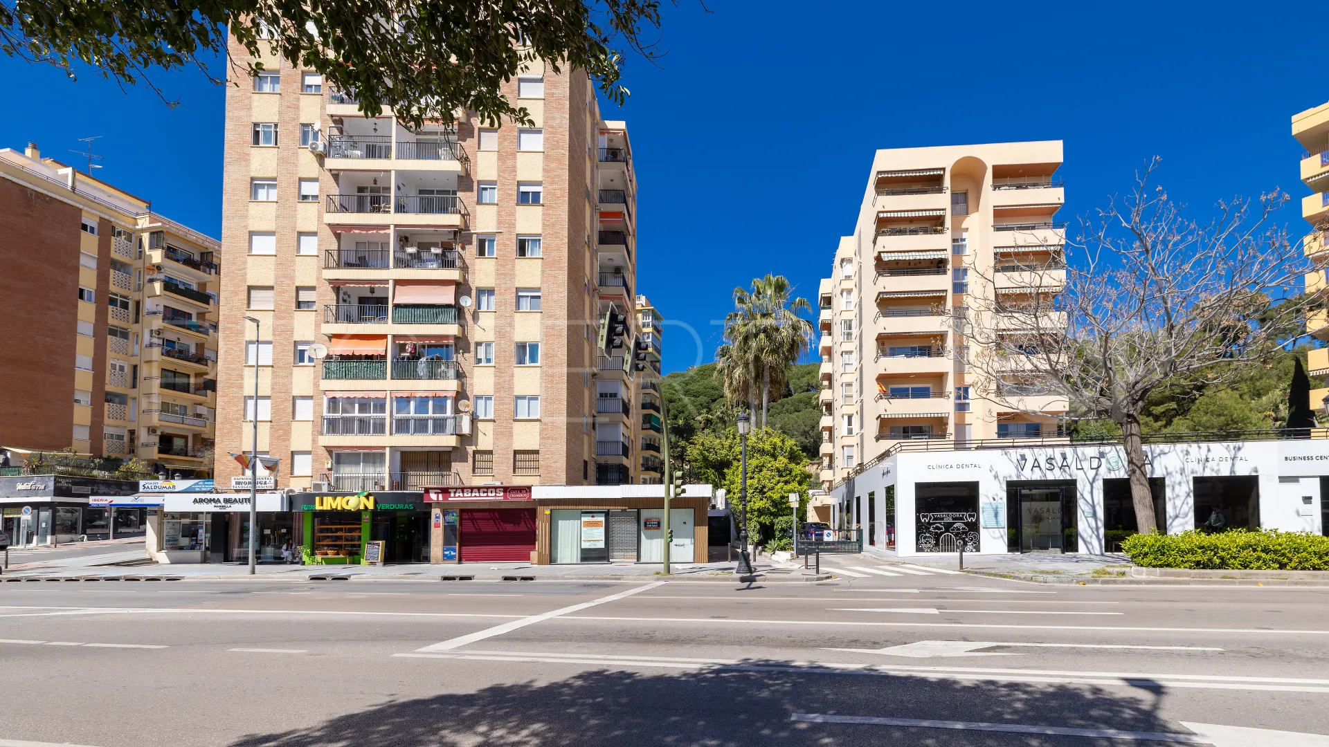 Apartamento en venta con 4 dormitorios en Marbella Ciudad