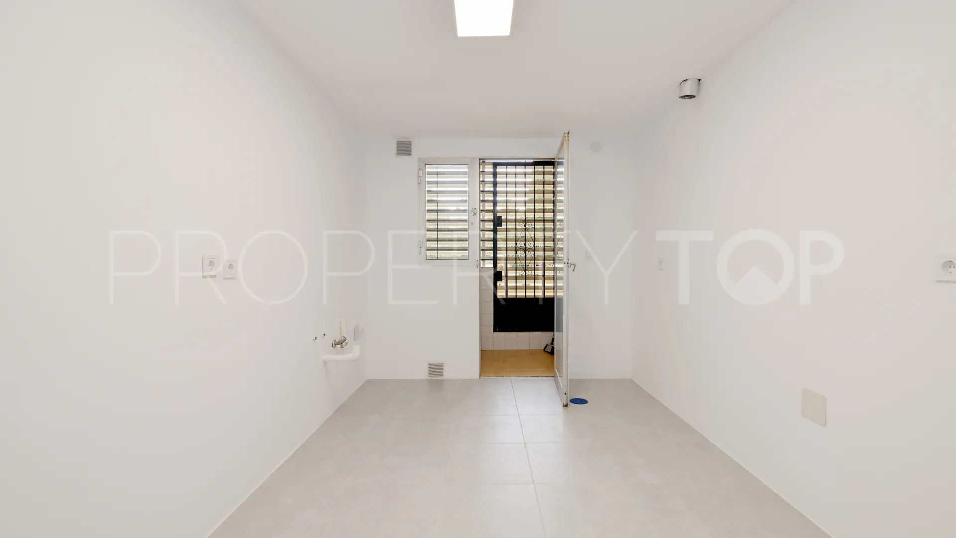 Apartamento en venta con 4 dormitorios en Marbella Ciudad