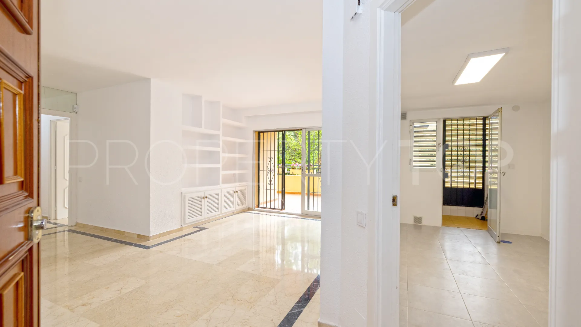 Apartamento en venta con 4 dormitorios en Marbella Ciudad