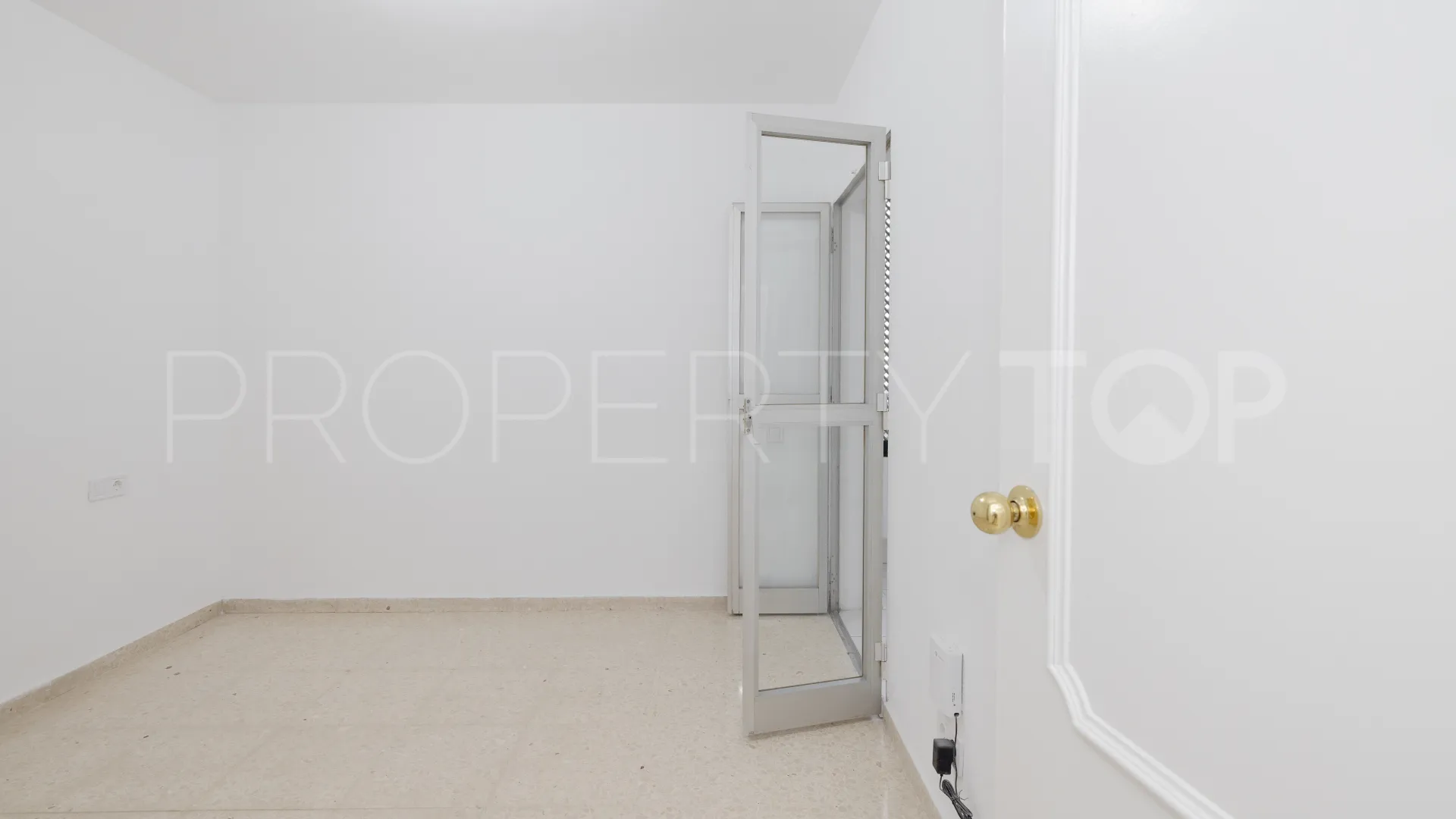 Apartamento en venta con 4 dormitorios en Marbella Ciudad