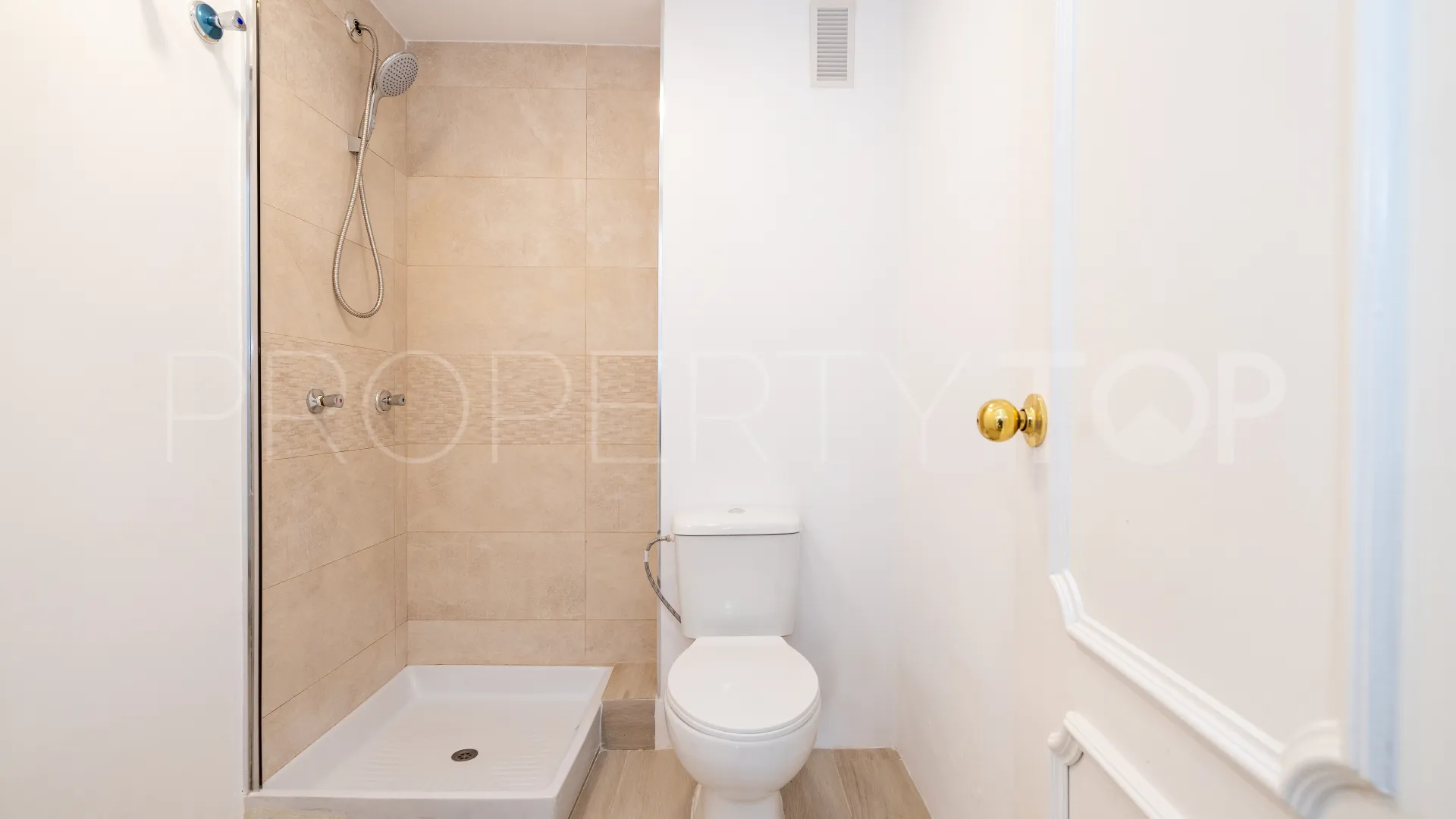 Apartamento en venta con 4 dormitorios en Marbella Ciudad