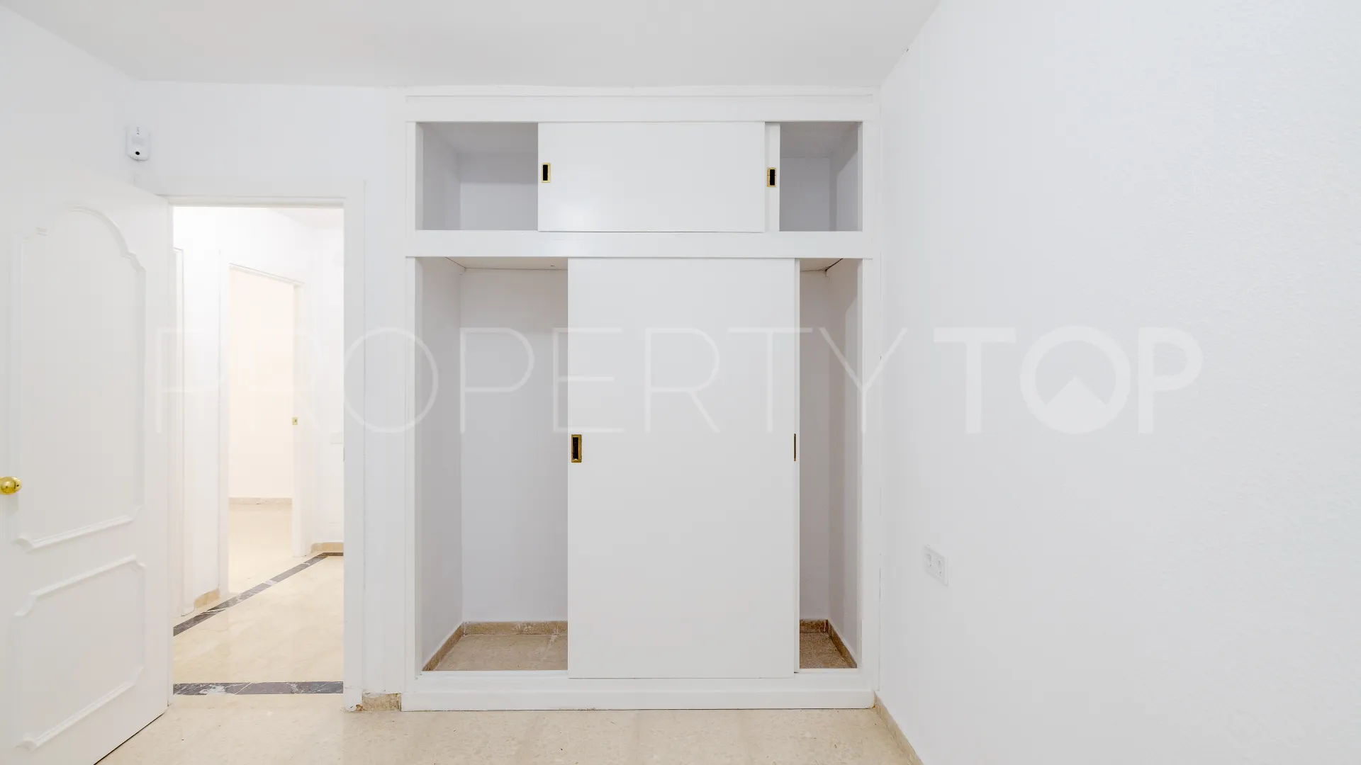 Apartamento en venta con 4 dormitorios en Marbella Ciudad