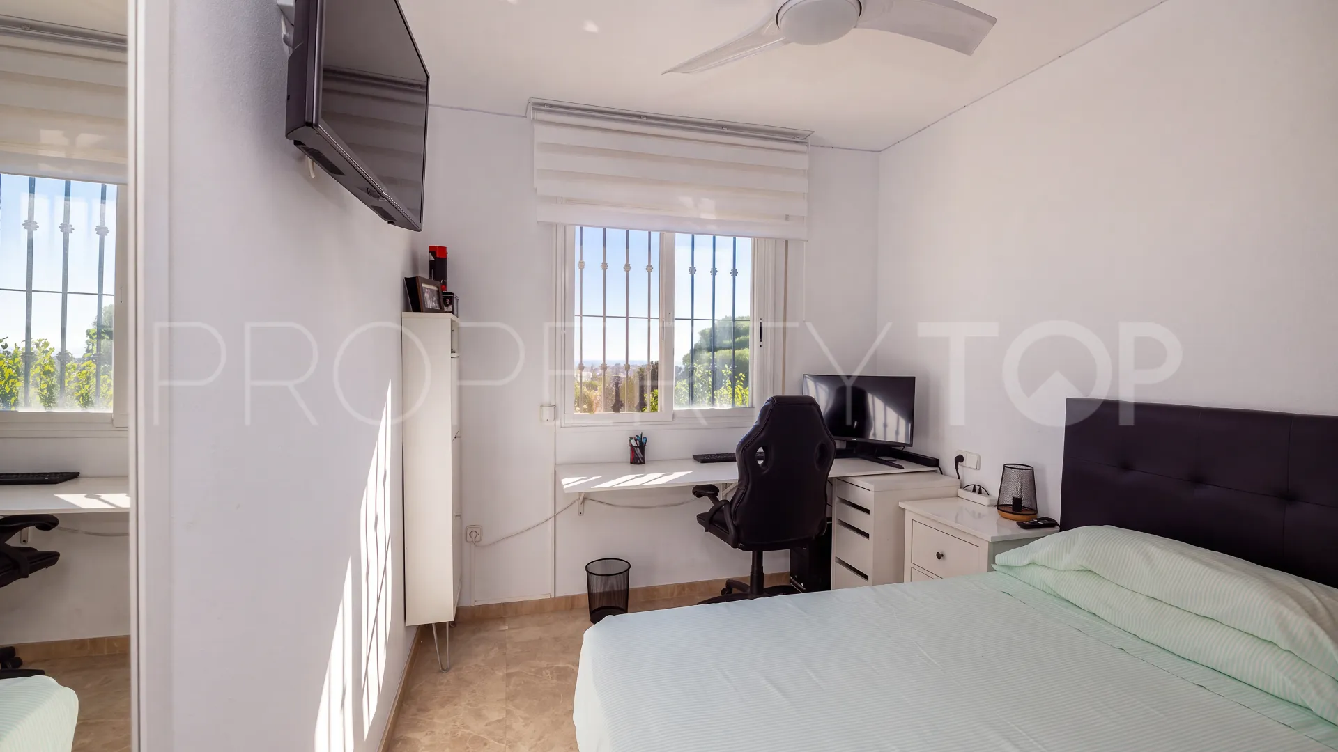 Sierramar, adosado a la venta con 4 dormitorios