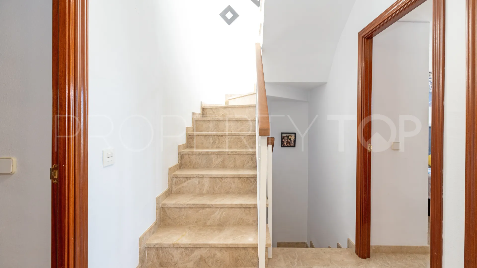 Sierramar, adosado a la venta con 4 dormitorios