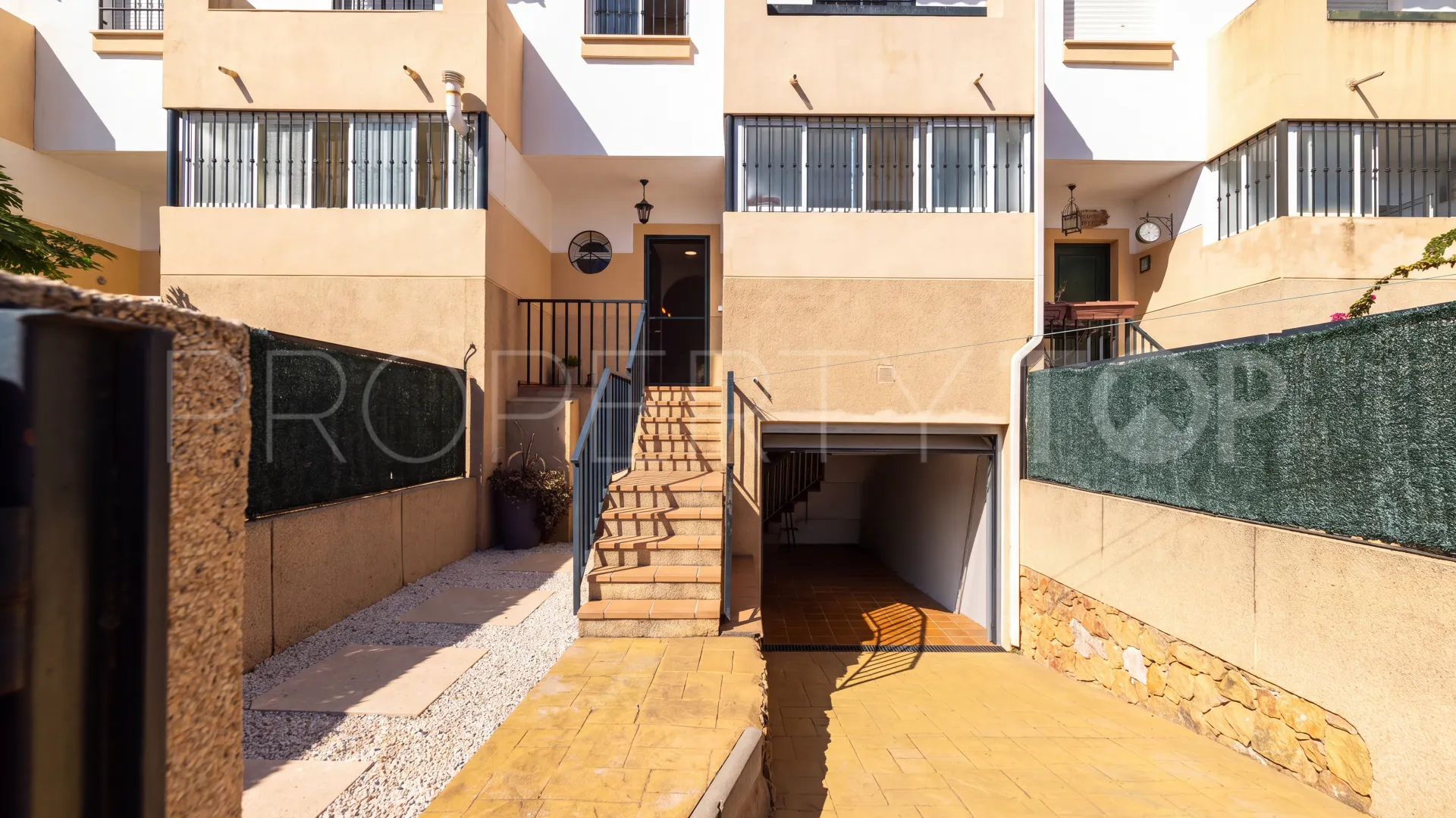 Sierramar, adosado a la venta con 4 dormitorios