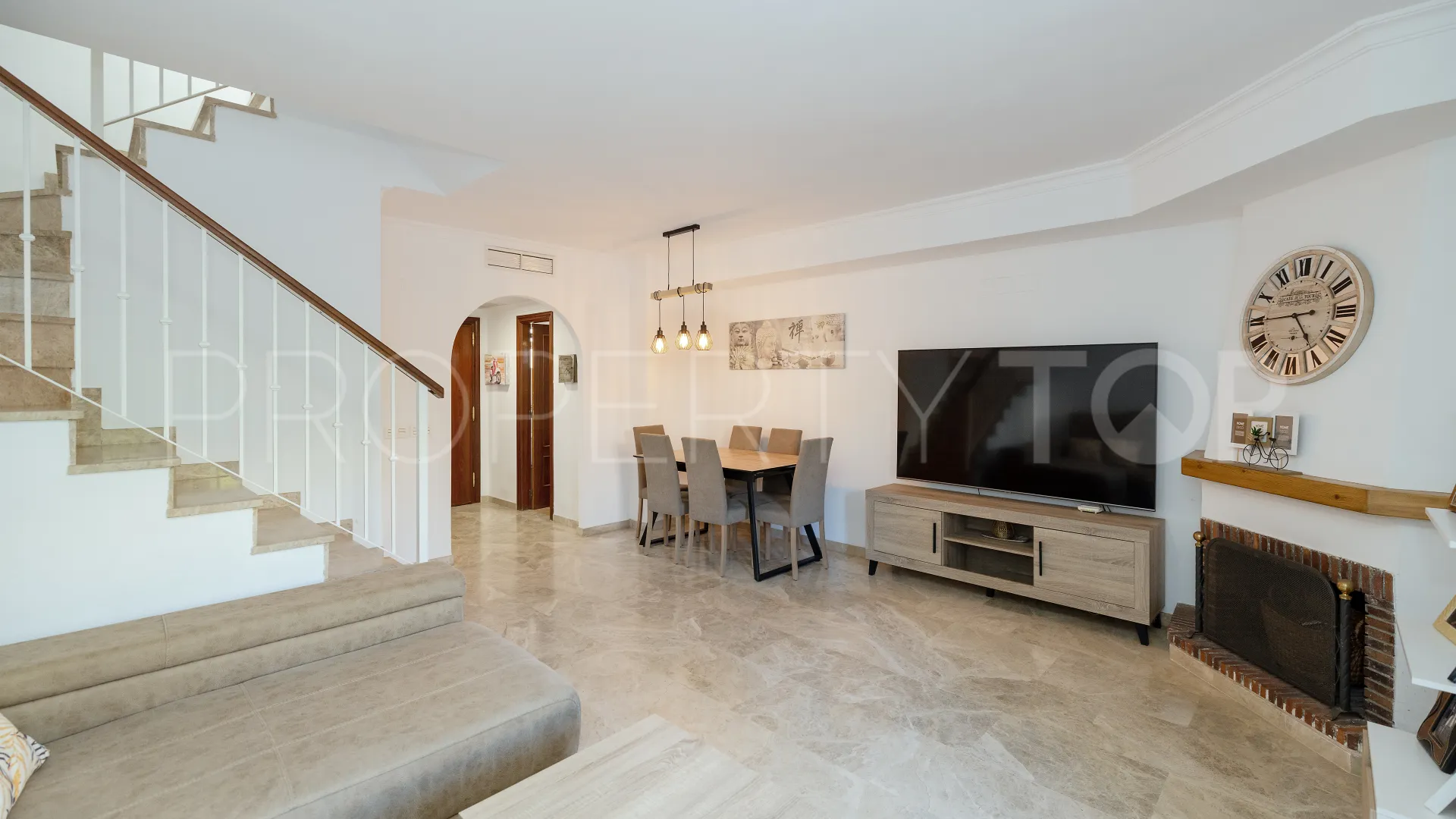 Sierramar, adosado a la venta con 4 dormitorios