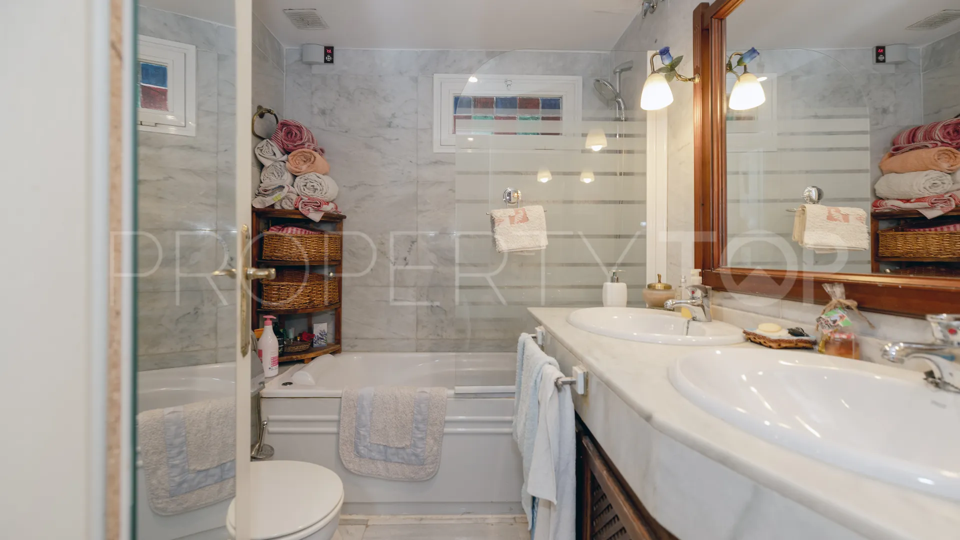 3 bedrooms semi detached house in Nagüeles for sale