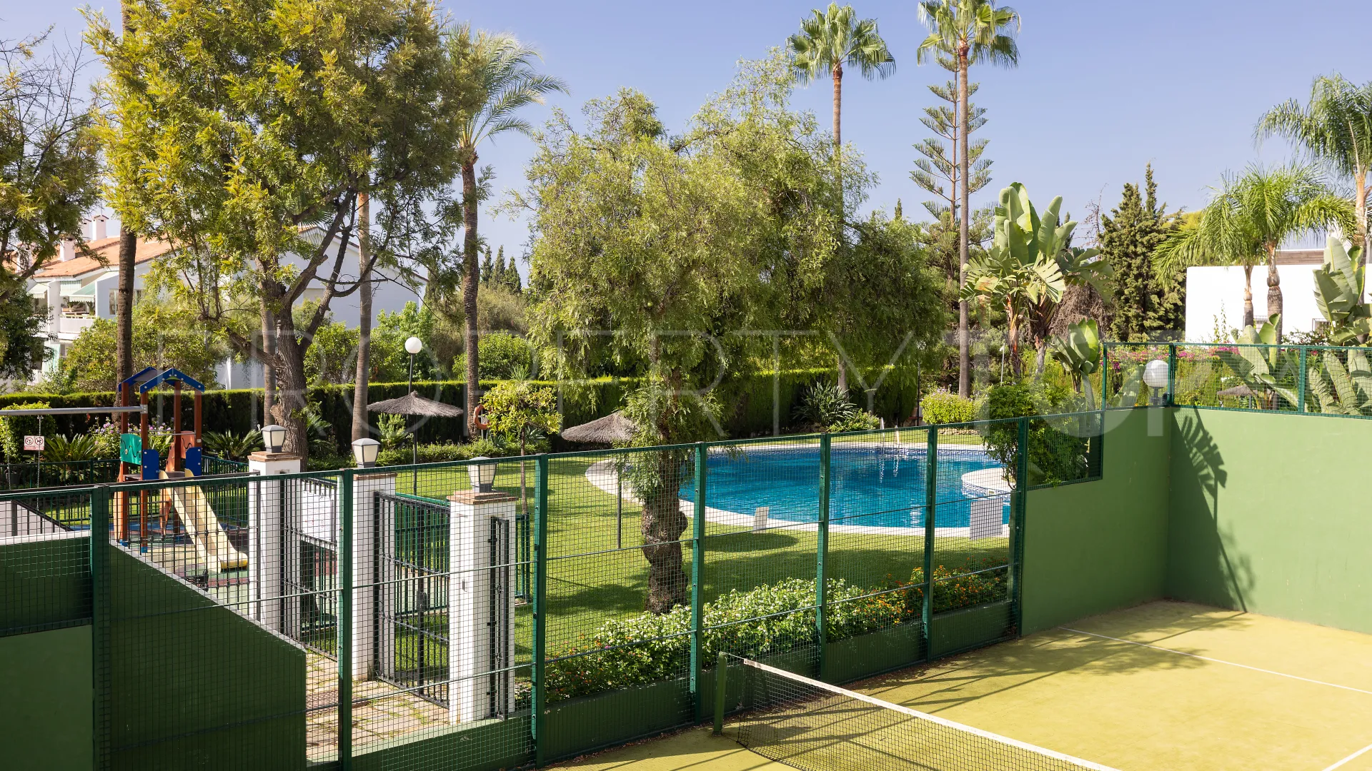 3 bedrooms semi detached house in Nagüeles for sale