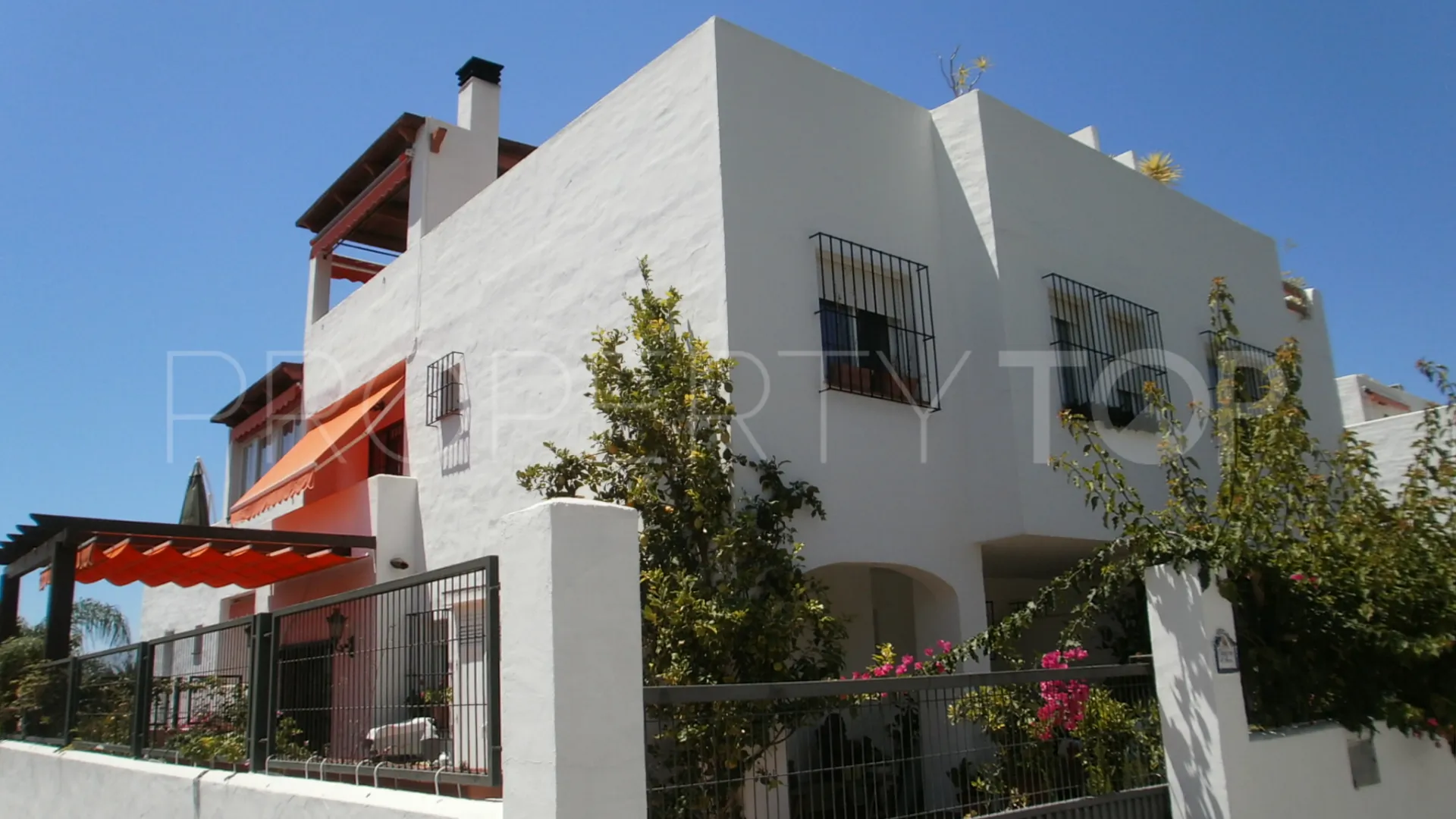 3 bedrooms town house in Nagüeles for sale
