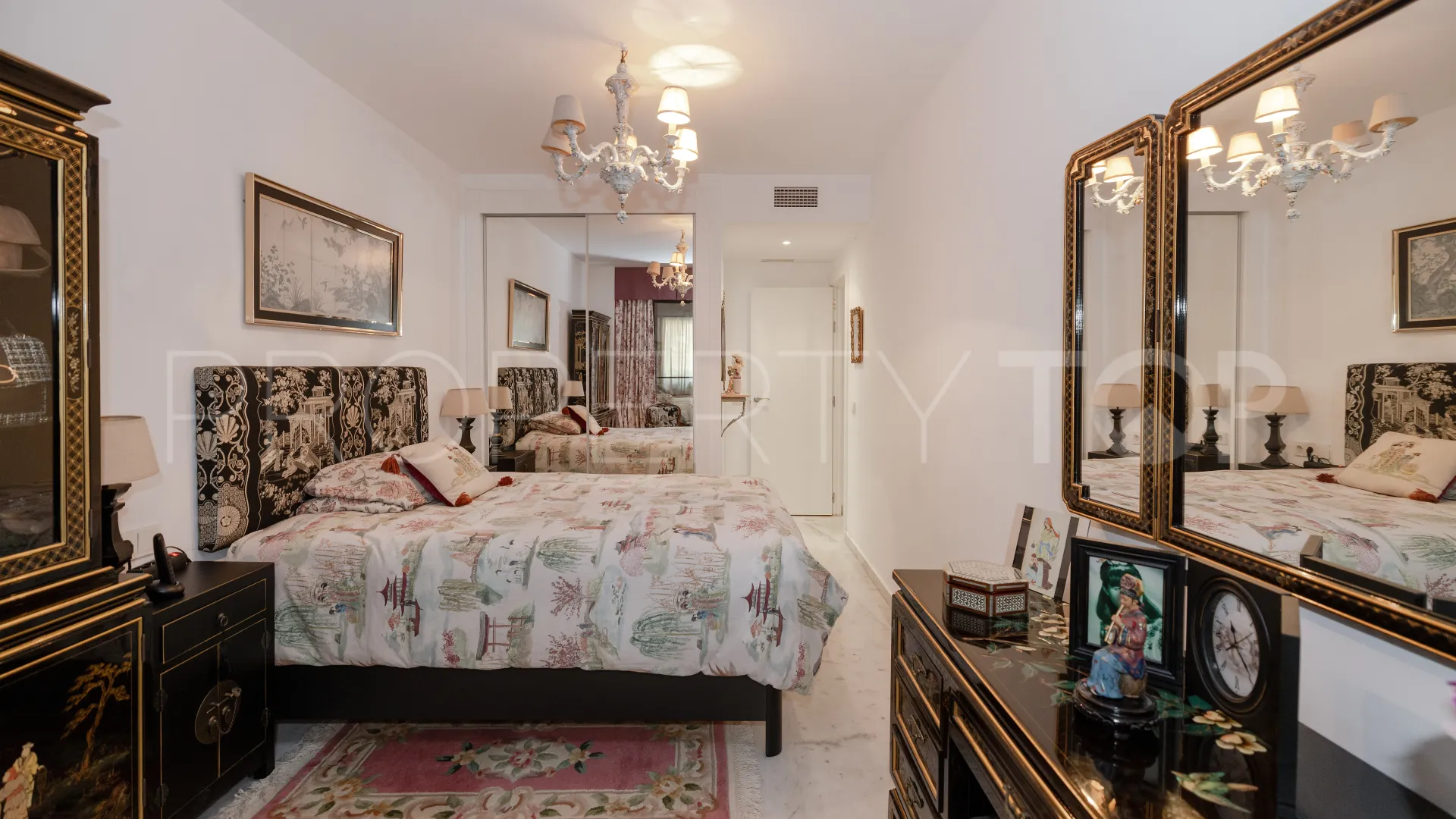 Costa Nagüeles III ground floor apartment for sale