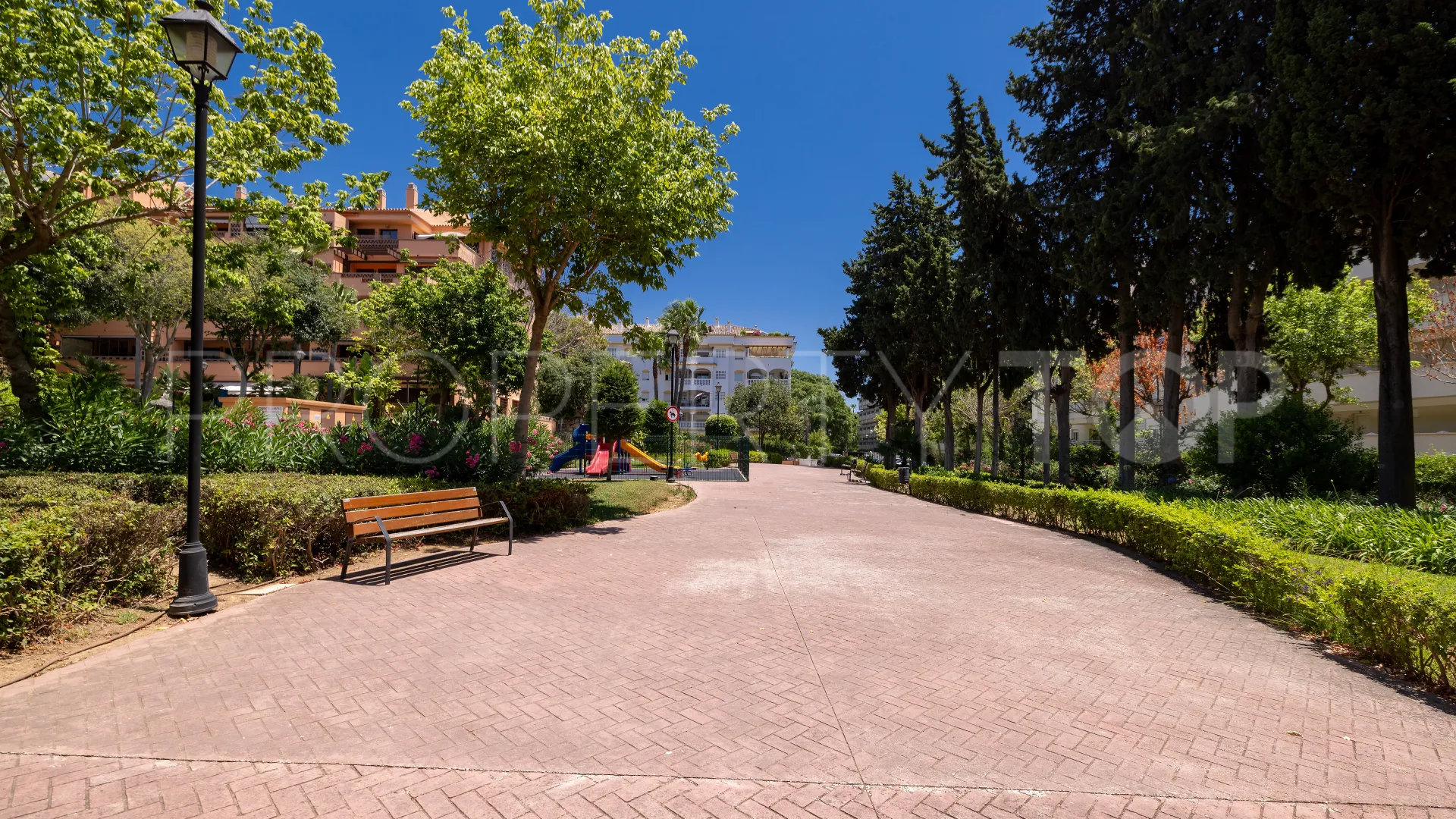 Costa Nagüeles III ground floor apartment for sale