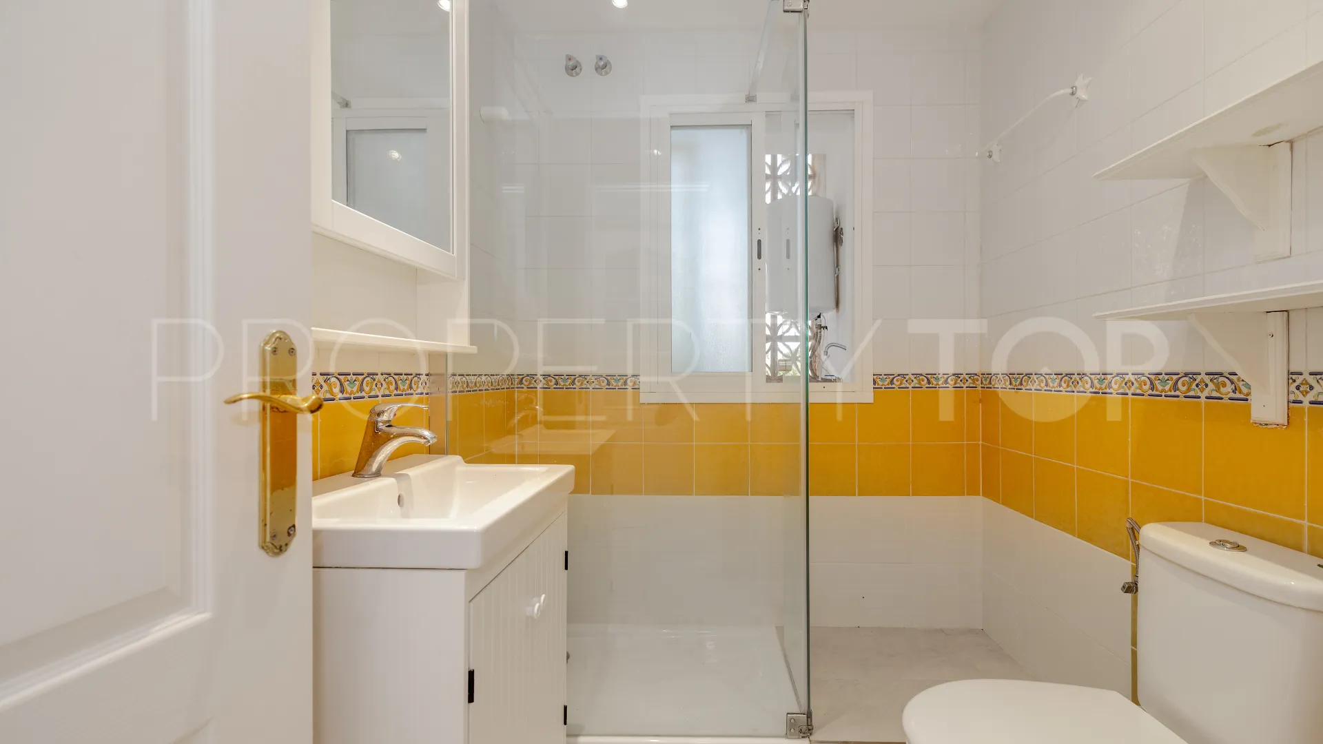 For sale apartment in Carib Playa with 3 bedrooms
