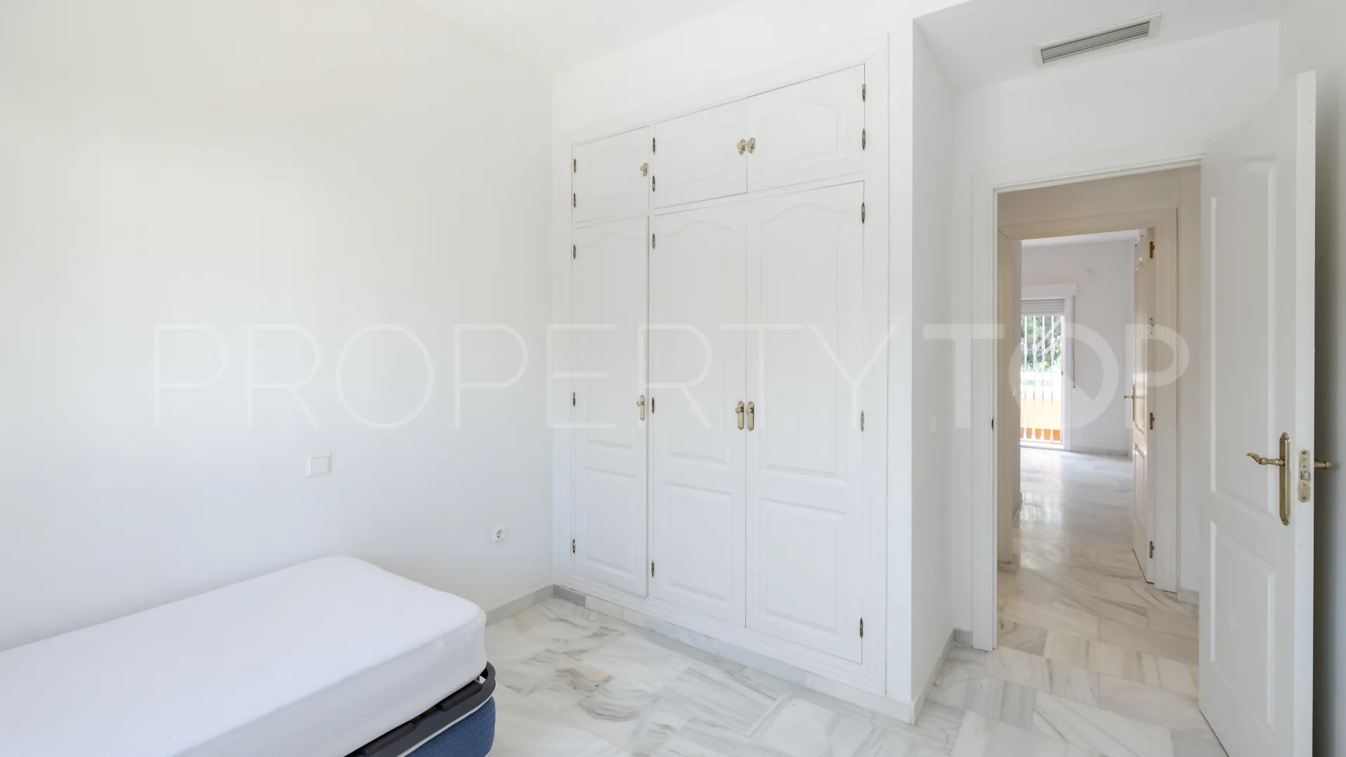 For sale apartment in Carib Playa with 3 bedrooms