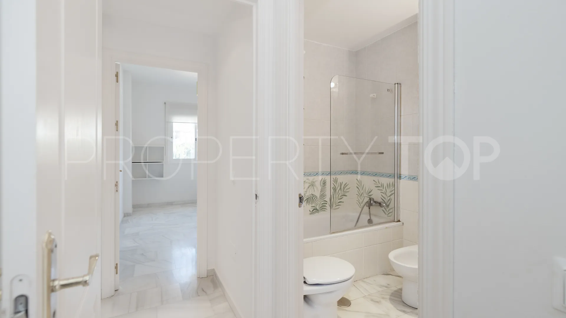 For sale apartment in Carib Playa with 3 bedrooms