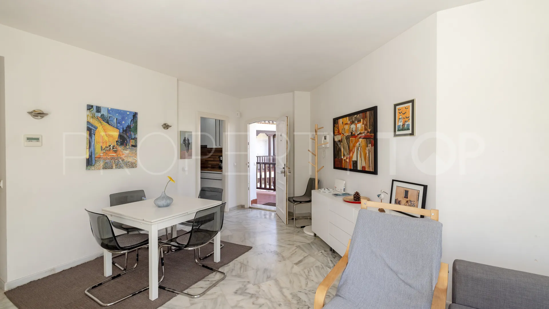 2 bedrooms apartment for sale in Elviria