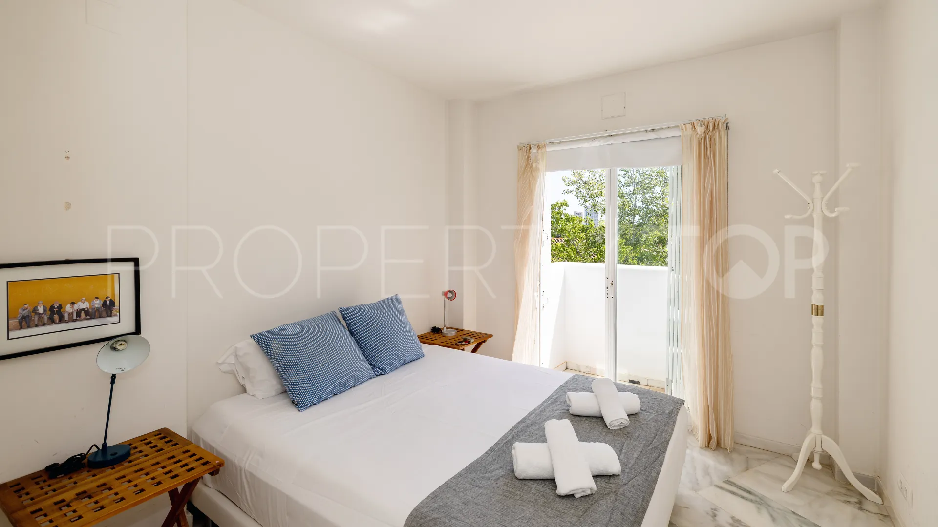 2 bedrooms apartment for sale in Elviria