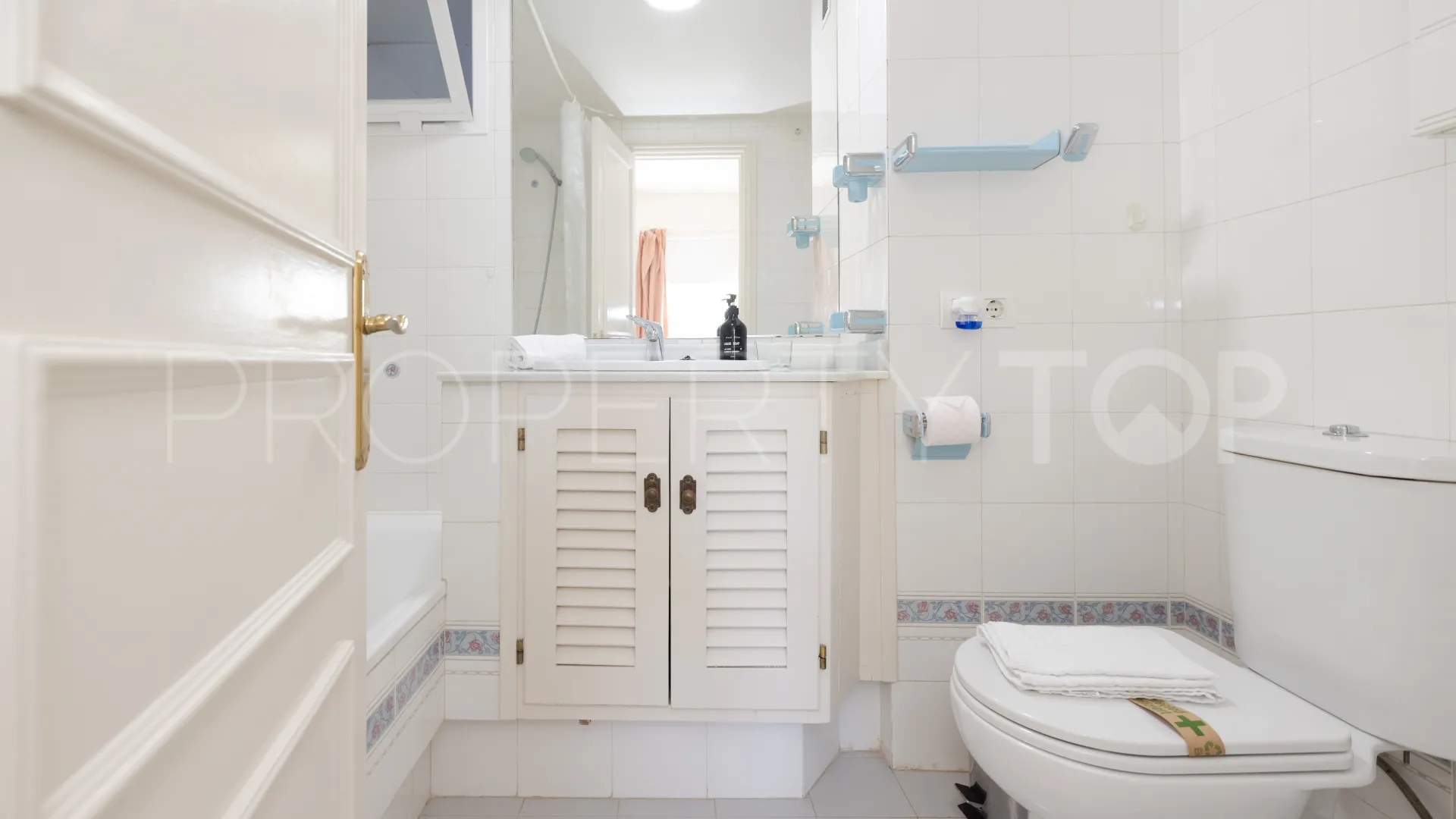 2 bedrooms apartment for sale in Elviria