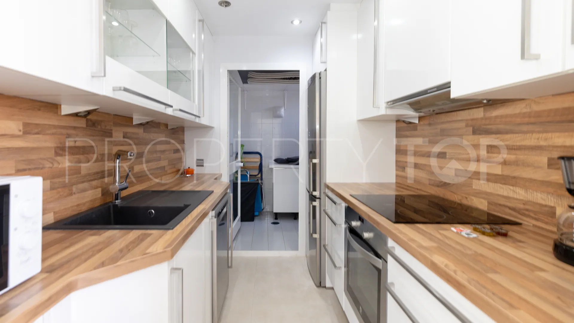 2 bedrooms apartment for sale in Elviria