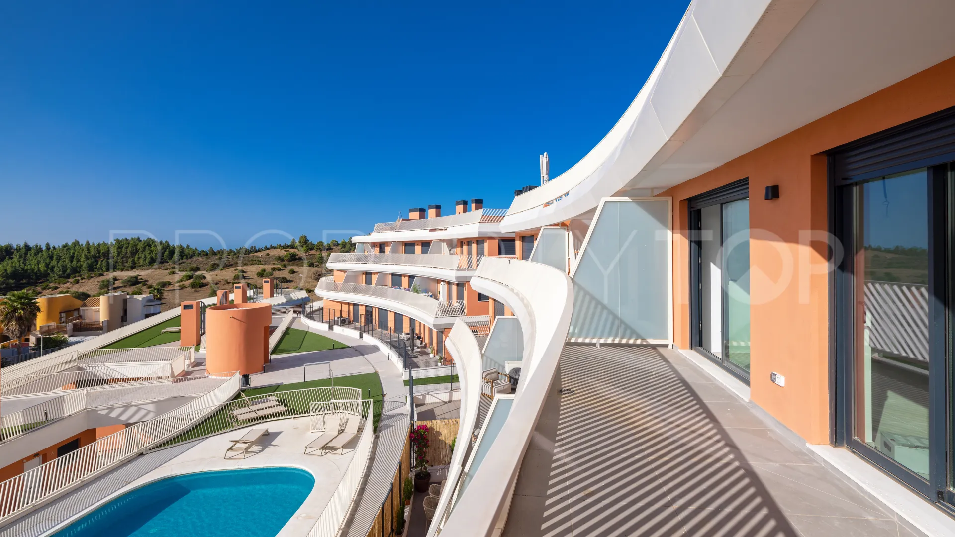 Atico duplex en venta en Cala de Mijas de 3 dormitorios